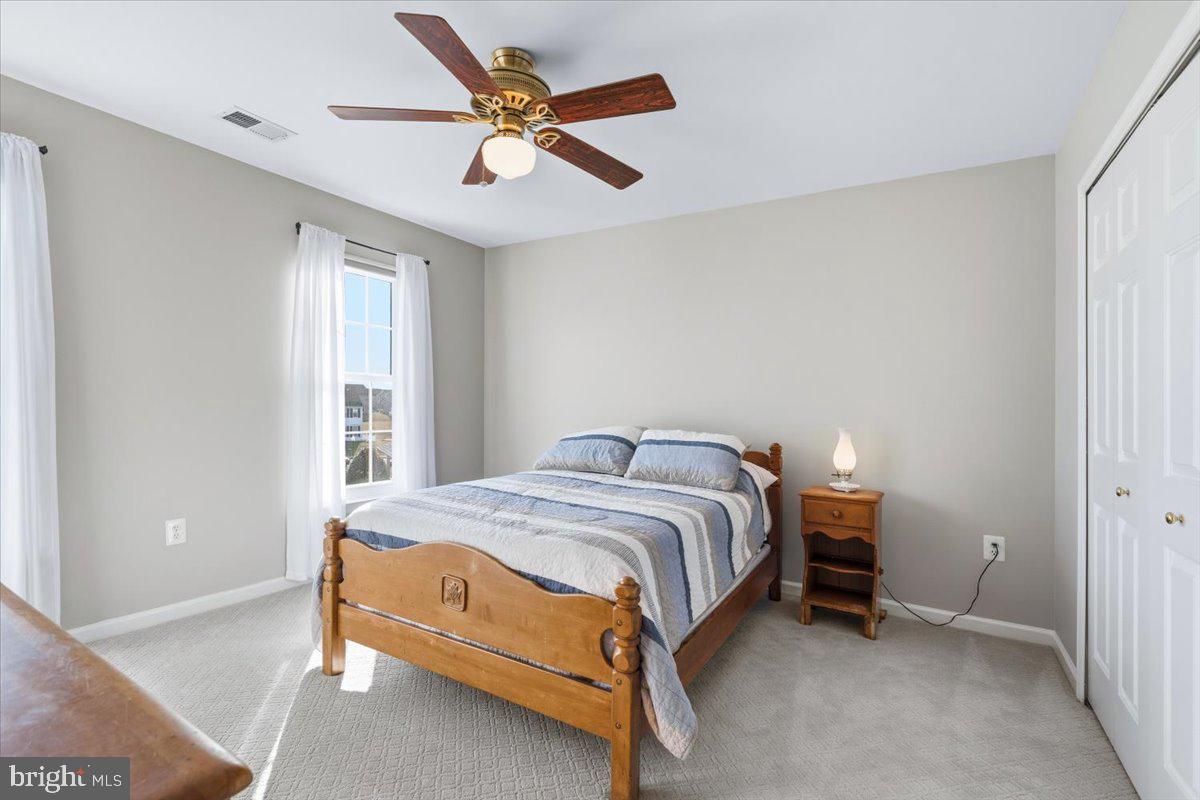 BROOKFIELD - Residential