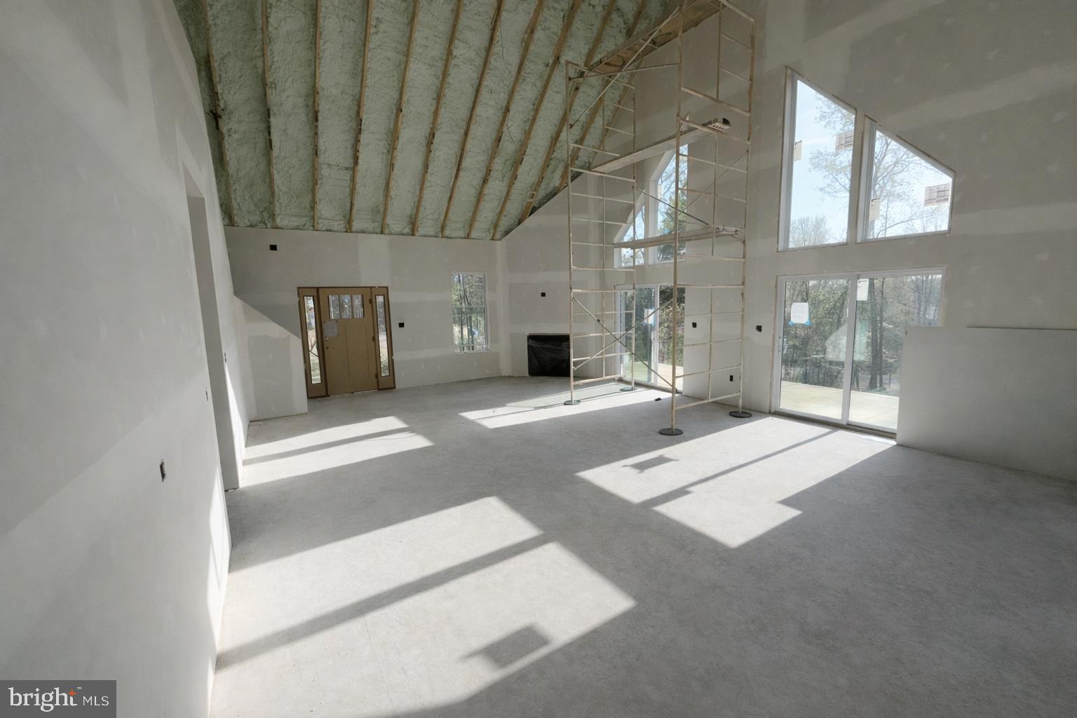 WINDFALL ACRES - Residential