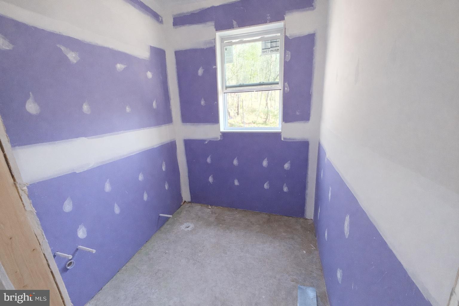 WINDFALL ACRES - Residential