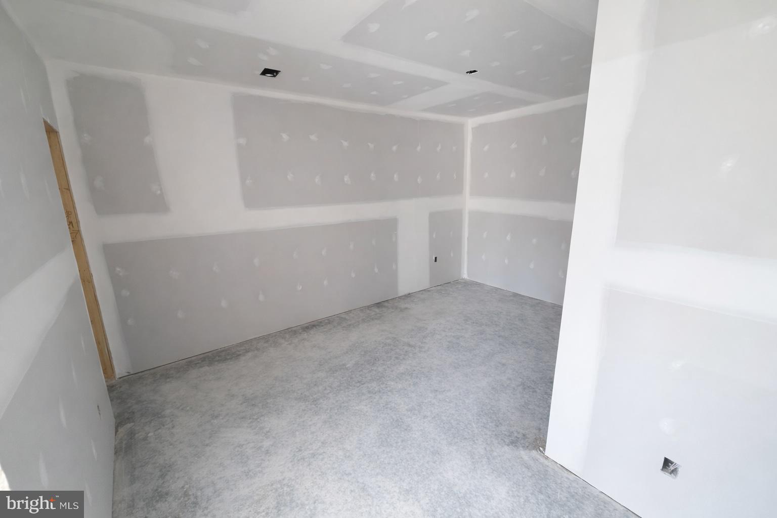 WINDFALL ACRES - Residential