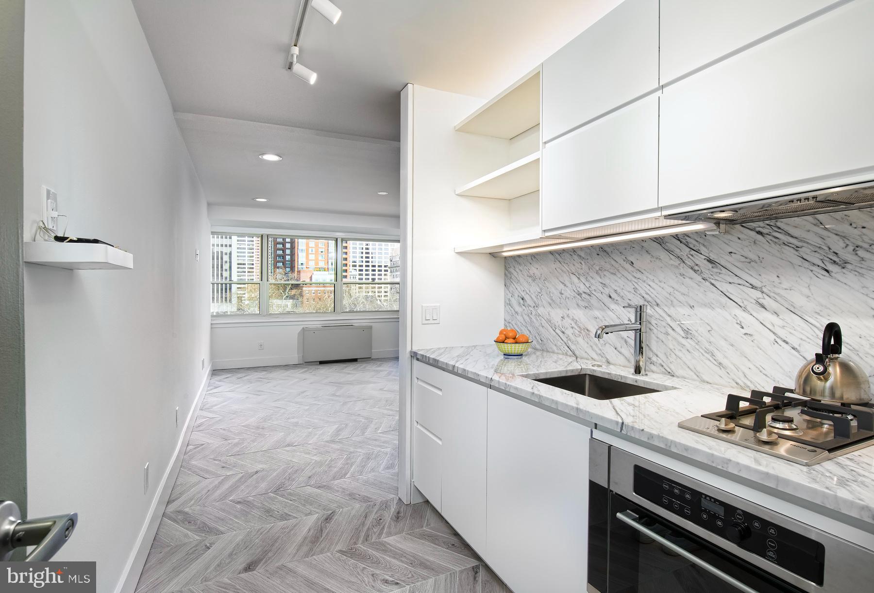 RITTENHOUSE SQUARE - Residential Lease