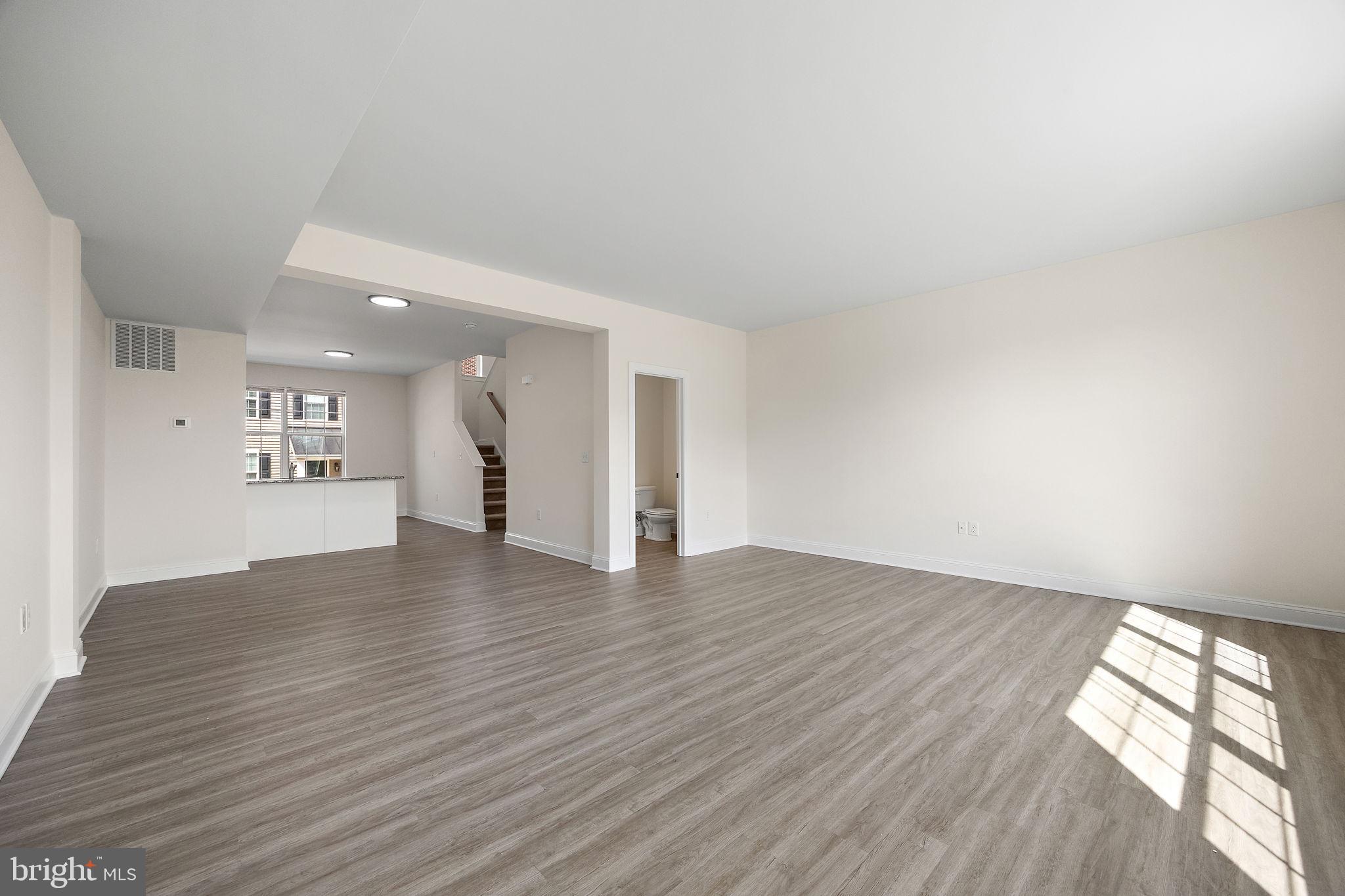 710 PONY LANE