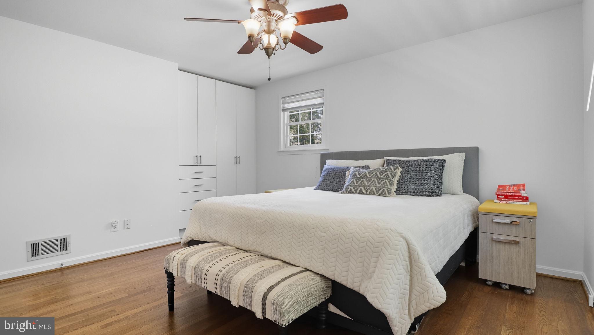 KINGS PARK - Residential