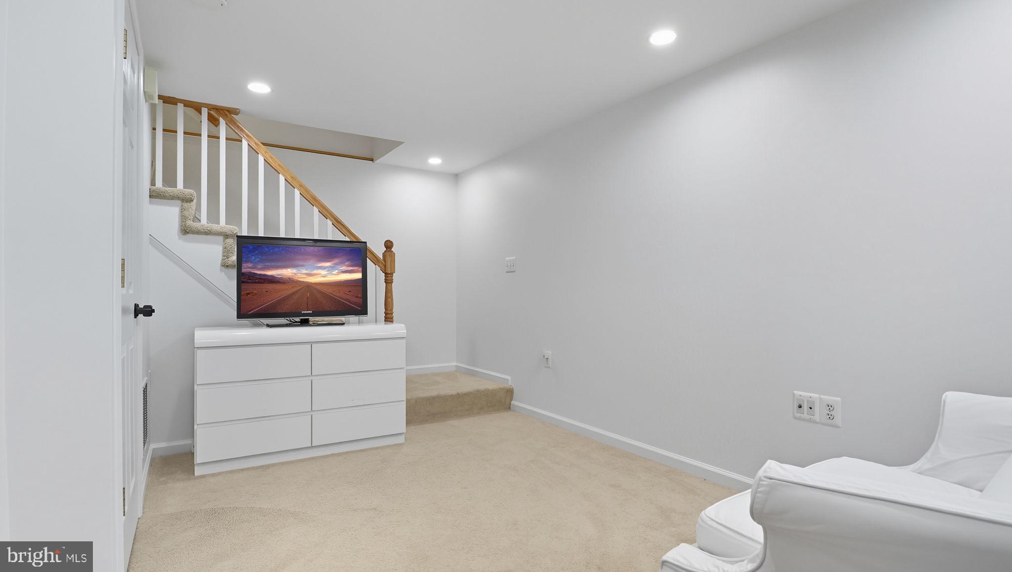 KINGS PARK - Residential