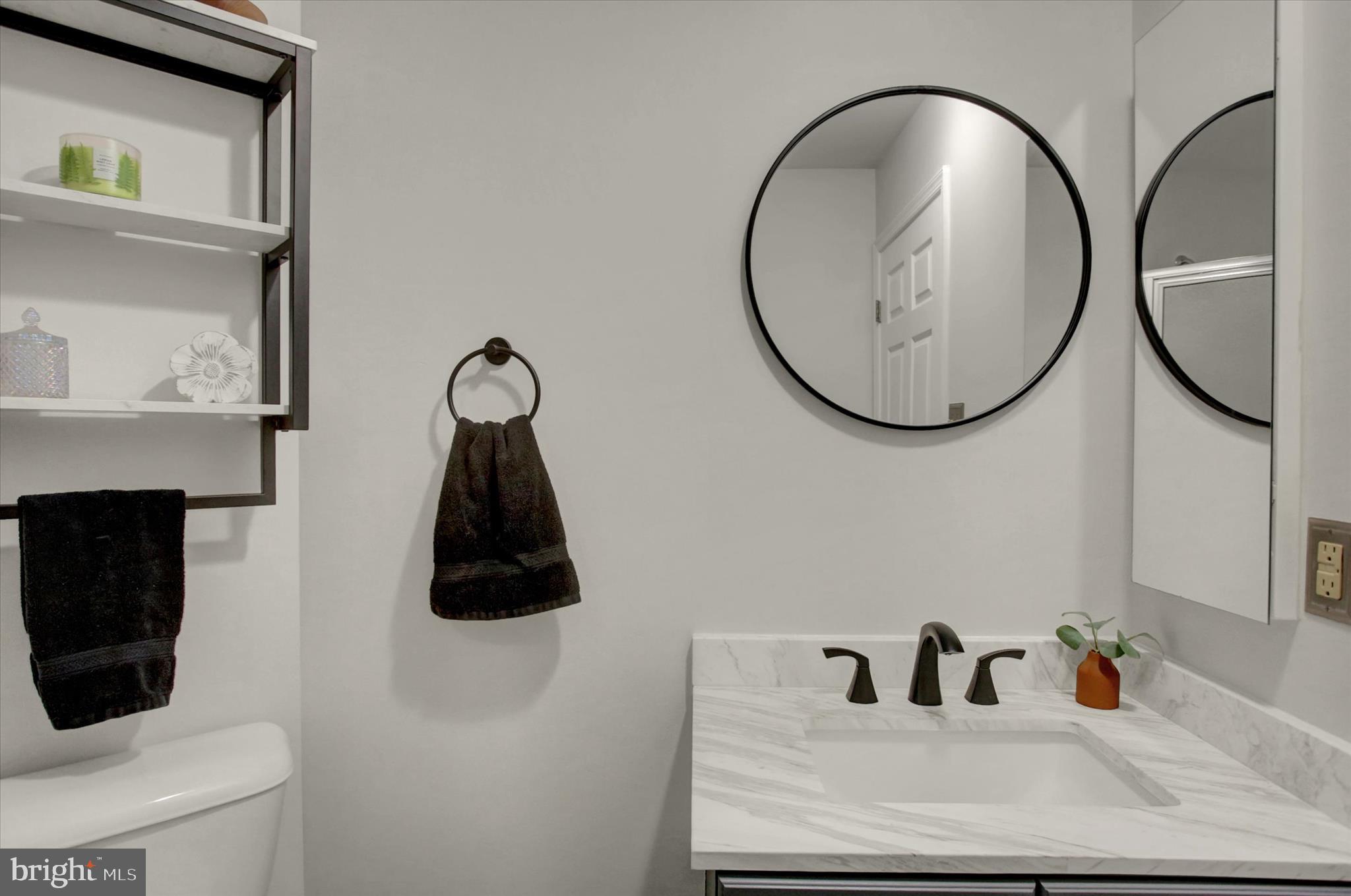 MOUNTAIN SHADOWS - Residential