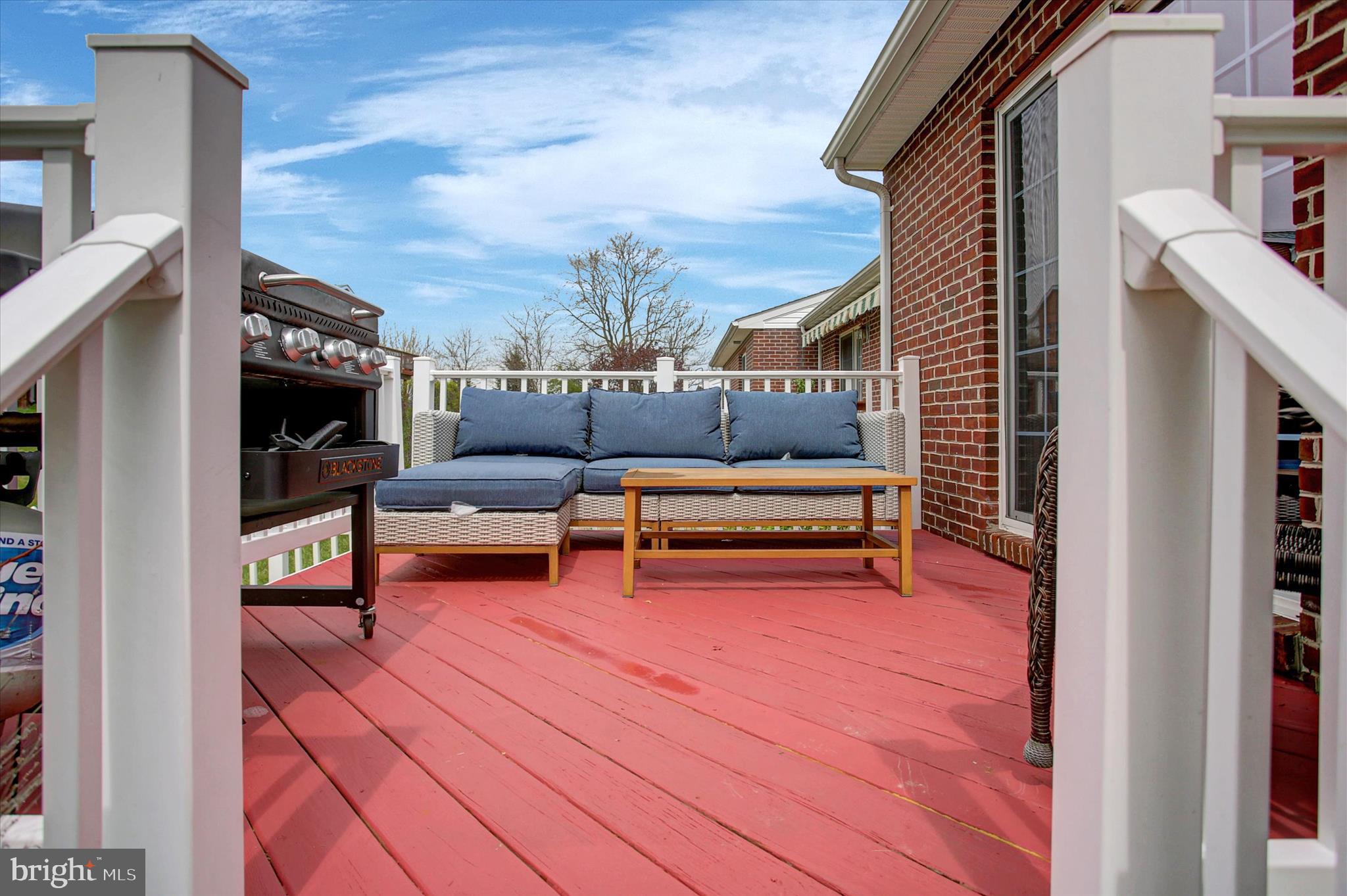 MOUNTAIN SHADOWS - Residential