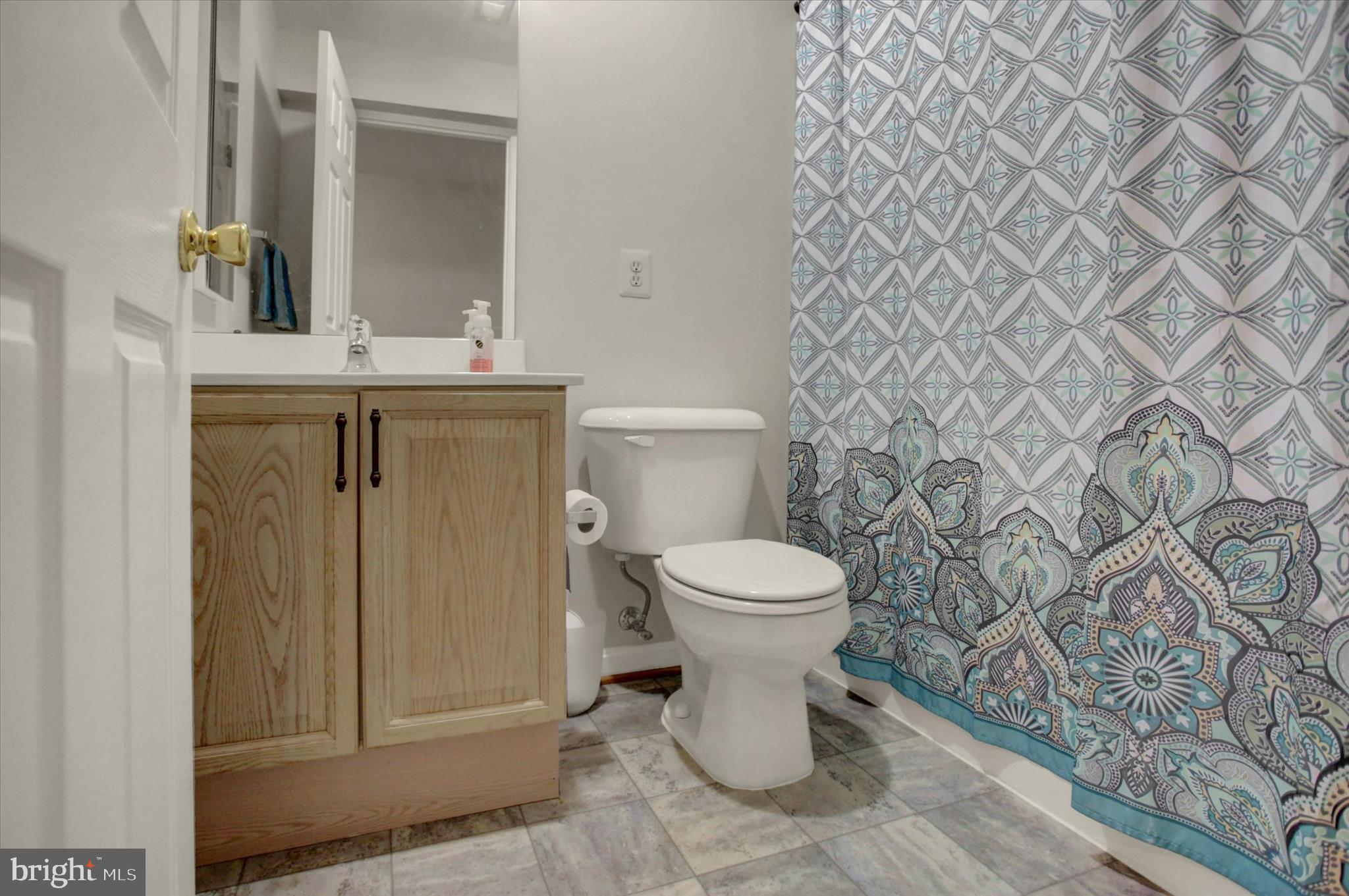 MOUNTAIN SHADOWS - Residential