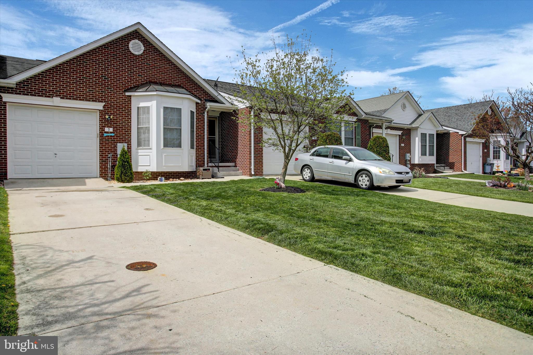 MOUNTAIN SHADOWS - Residential