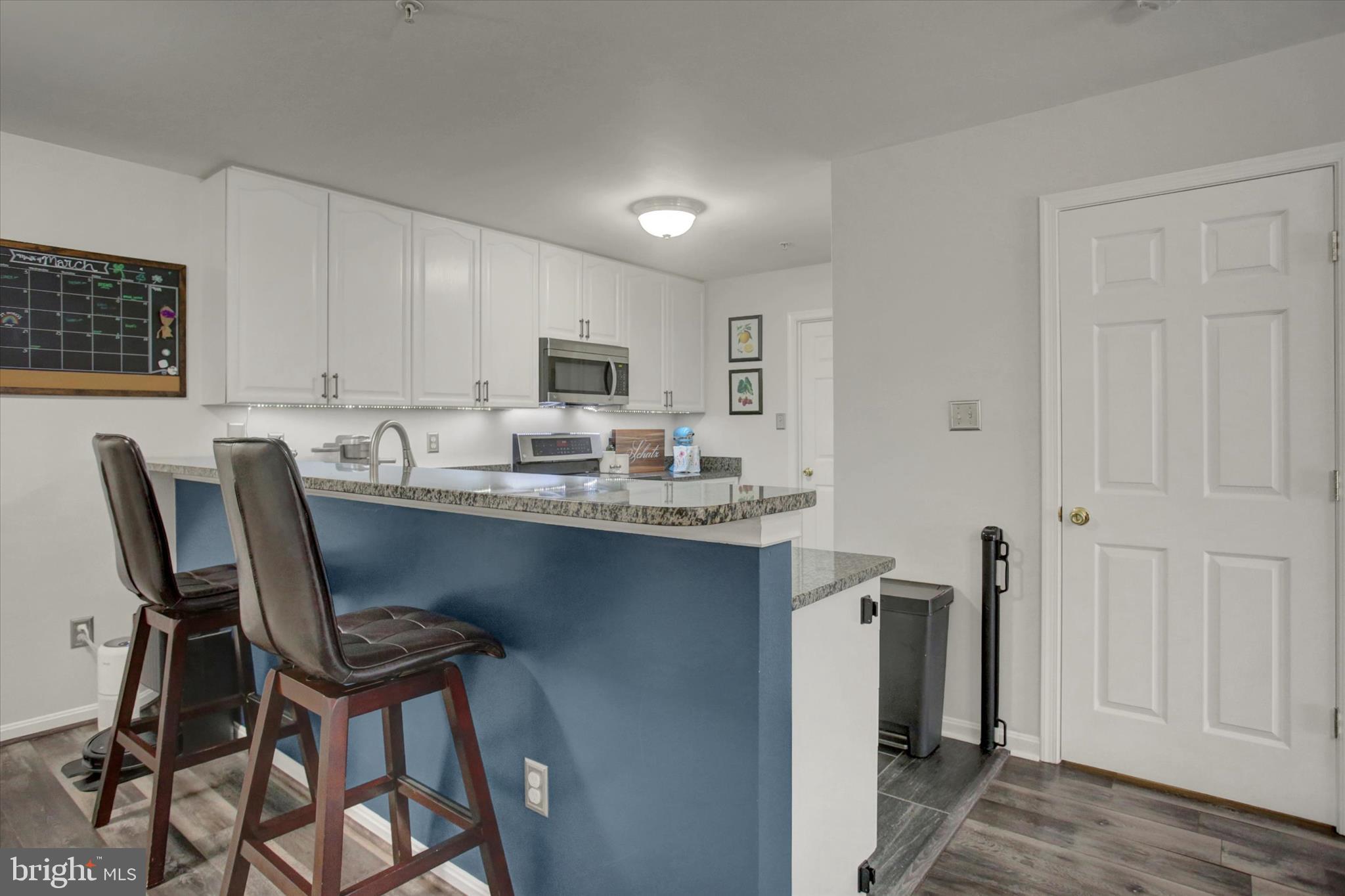 MOUNTAIN SHADOWS - Residential