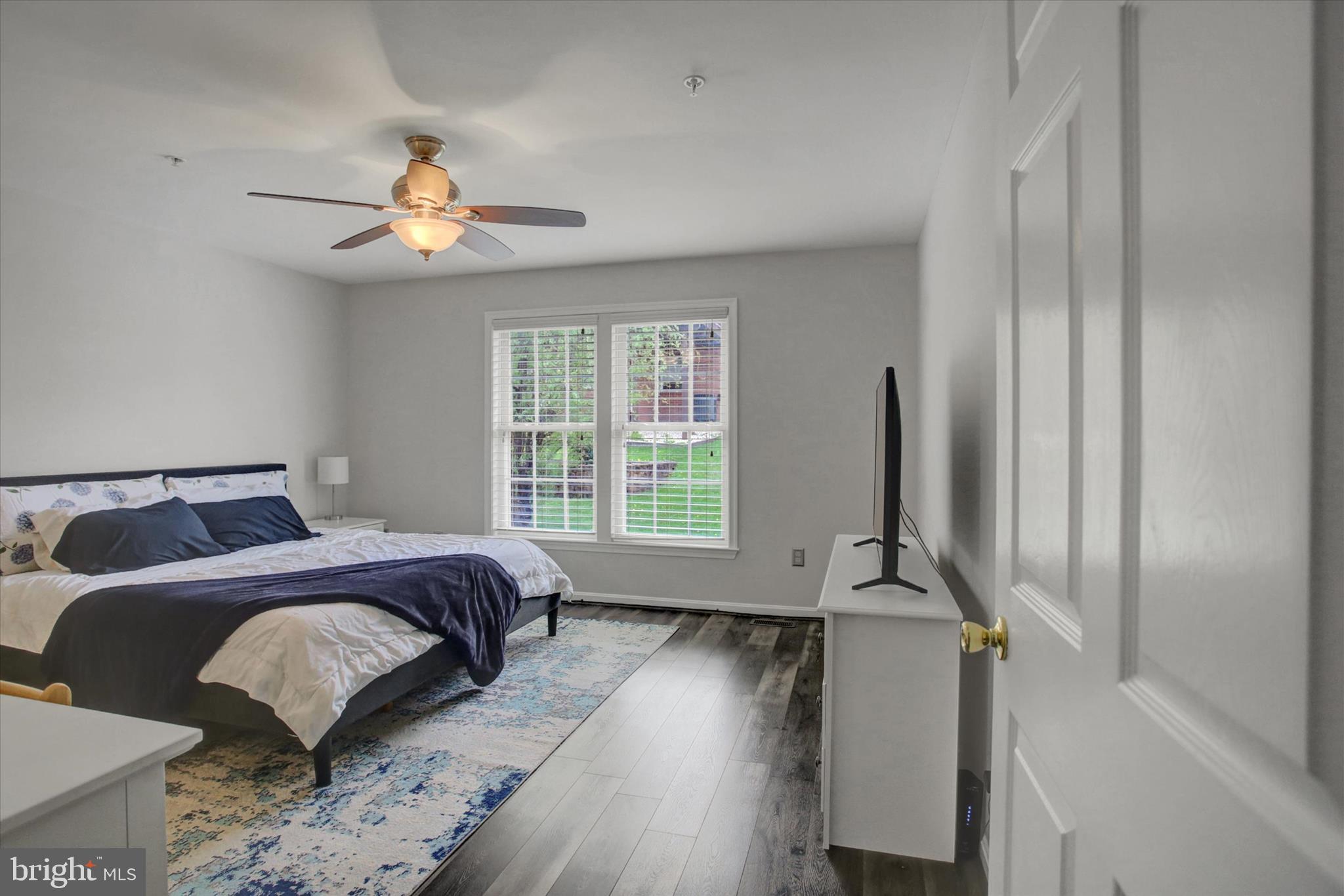 MOUNTAIN SHADOWS - Residential