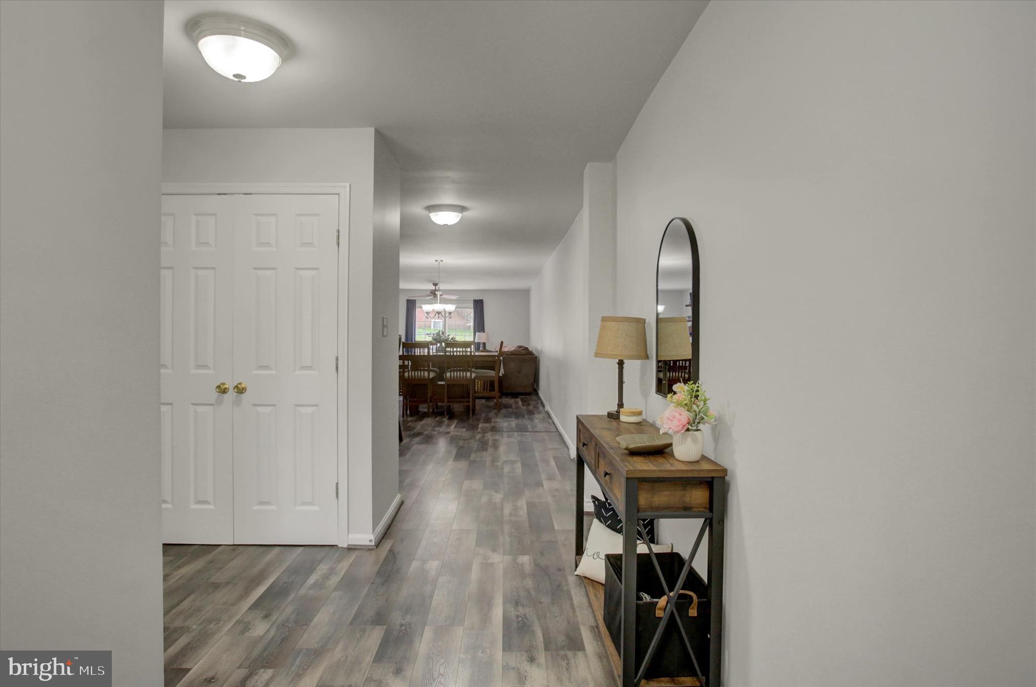 MOUNTAIN SHADOWS - Residential