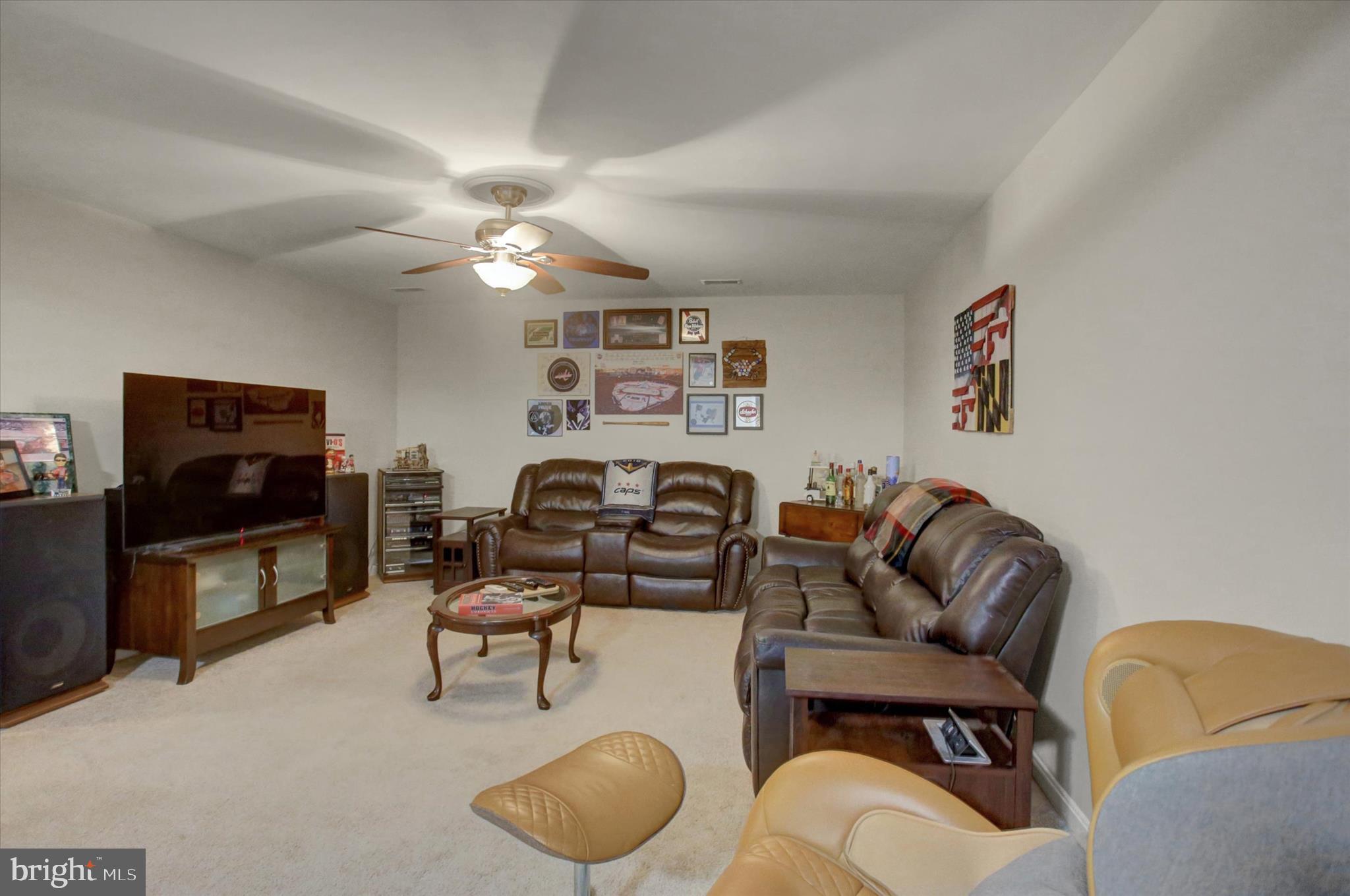 MOUNTAIN SHADOWS - Residential