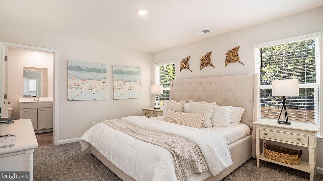 1289 PURPLE ORCHID LOOP