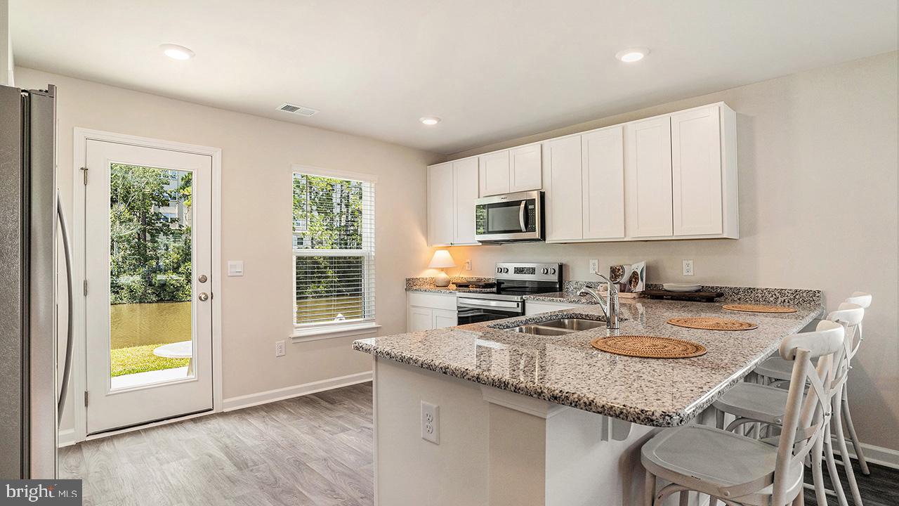 1289 PURPLE ORCHID LOOP