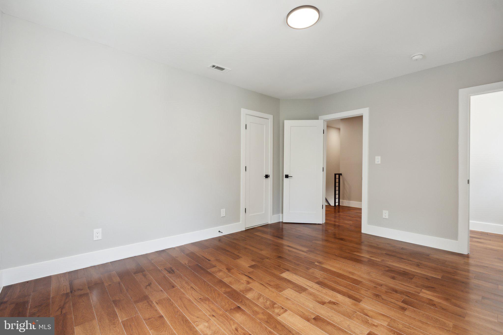 LEEWAY HEIGHTS - Residential