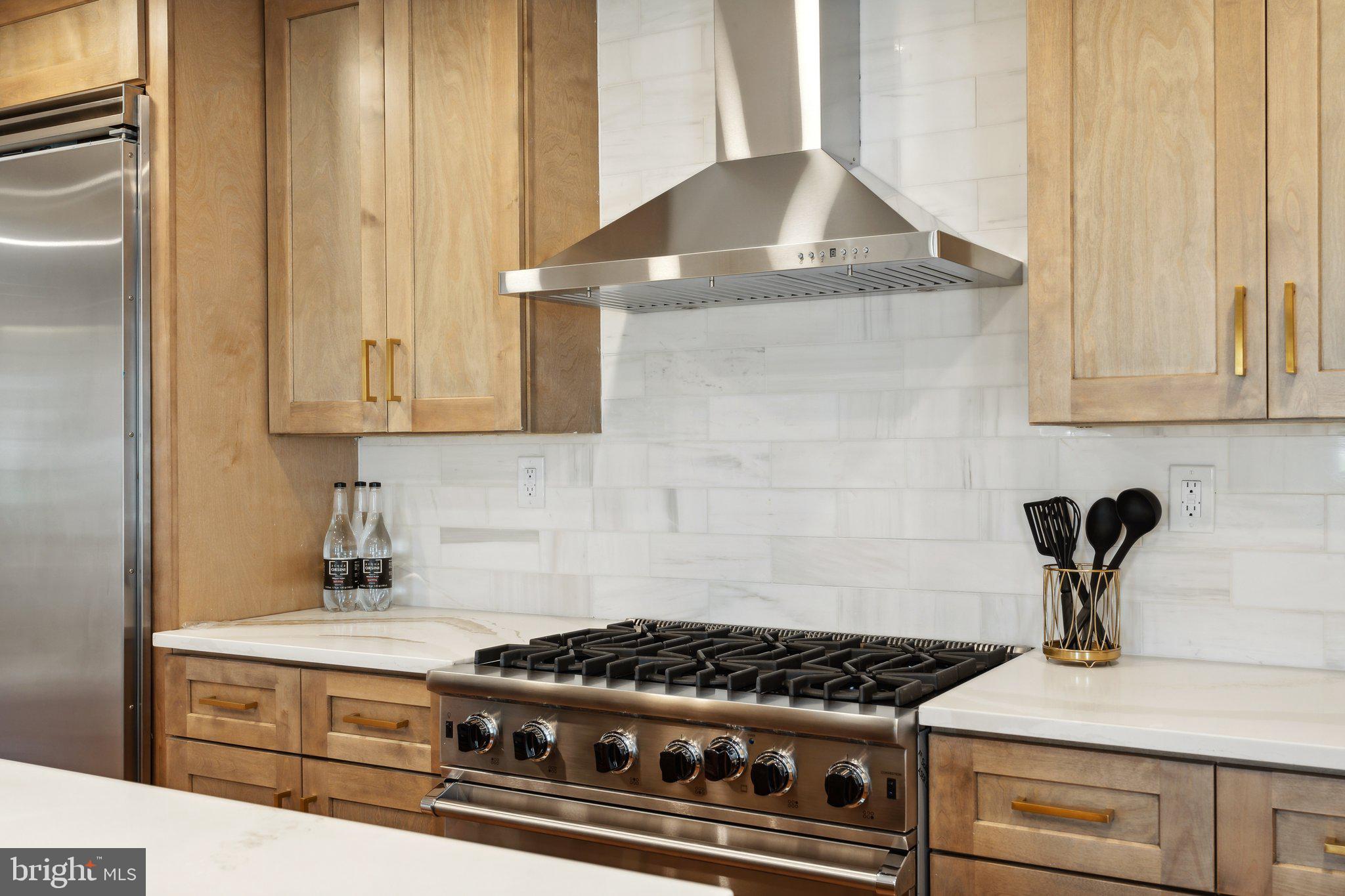 LEEWAY HEIGHTS - Residential