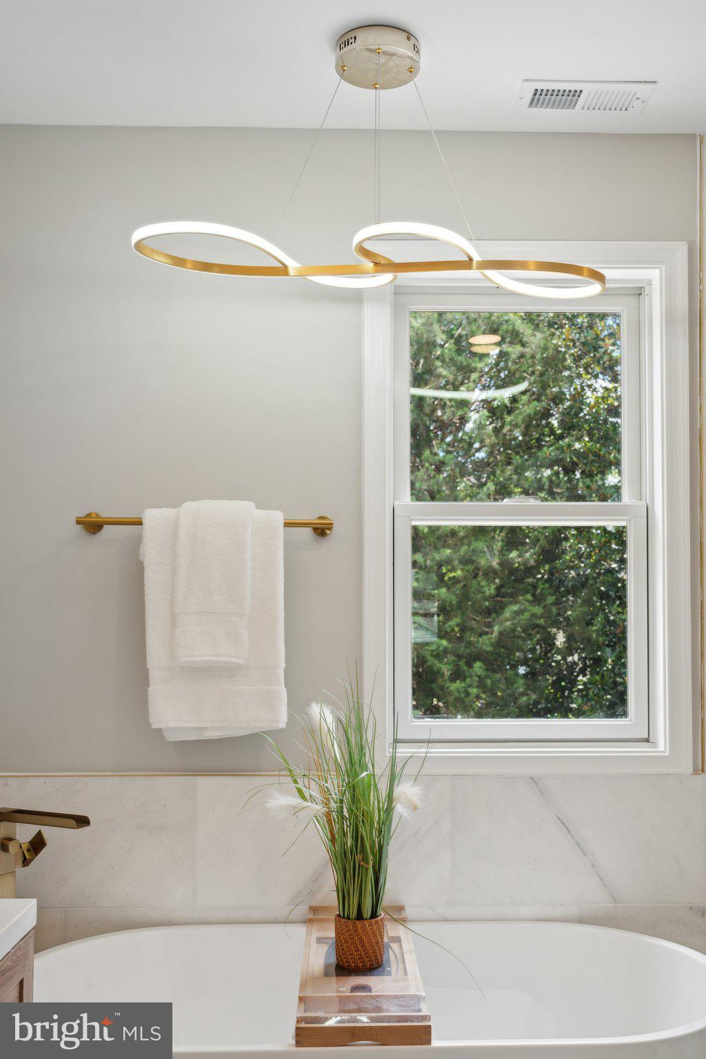 LEEWAY HEIGHTS - Residential