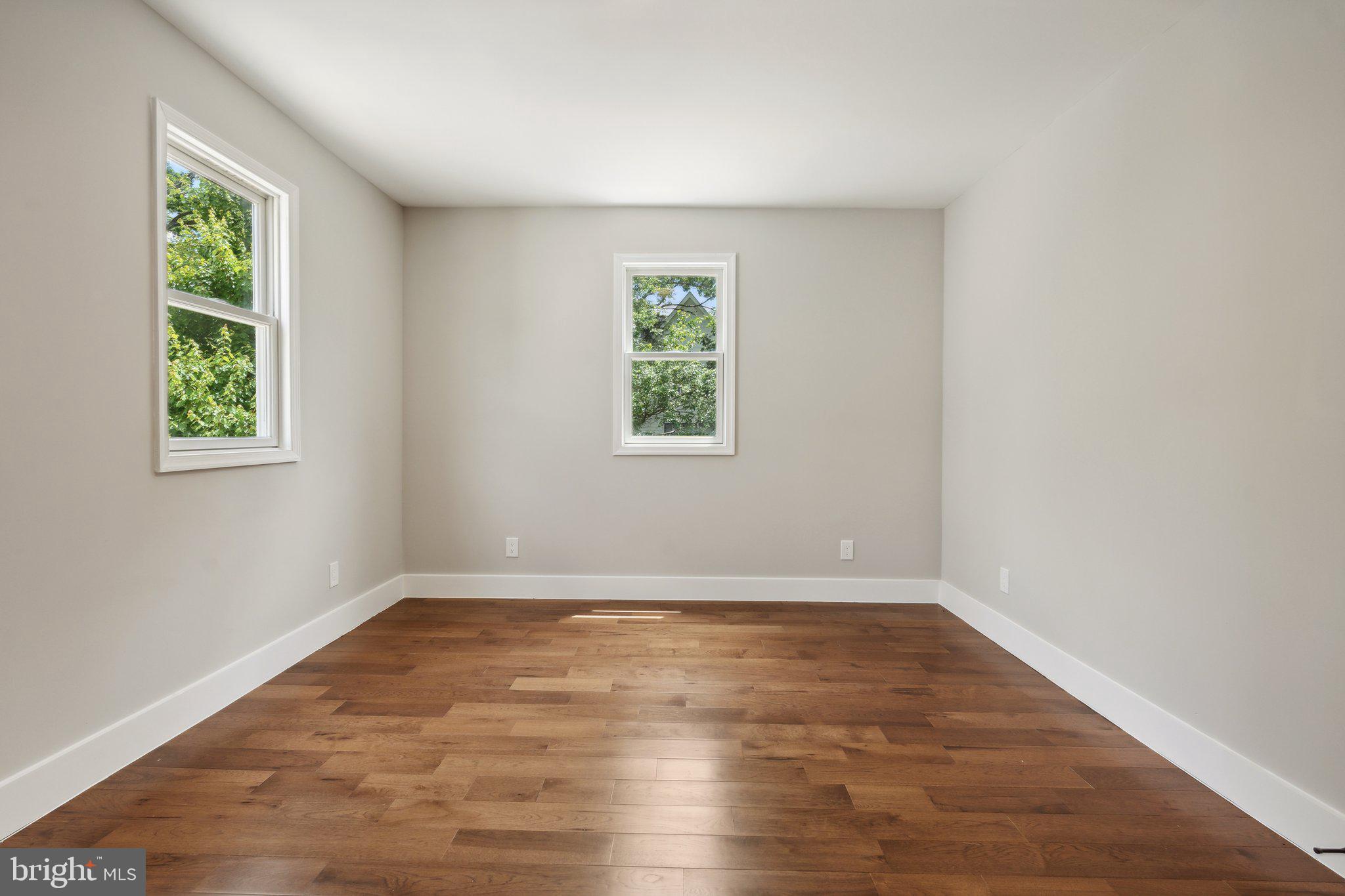 LEEWAY HEIGHTS - Residential