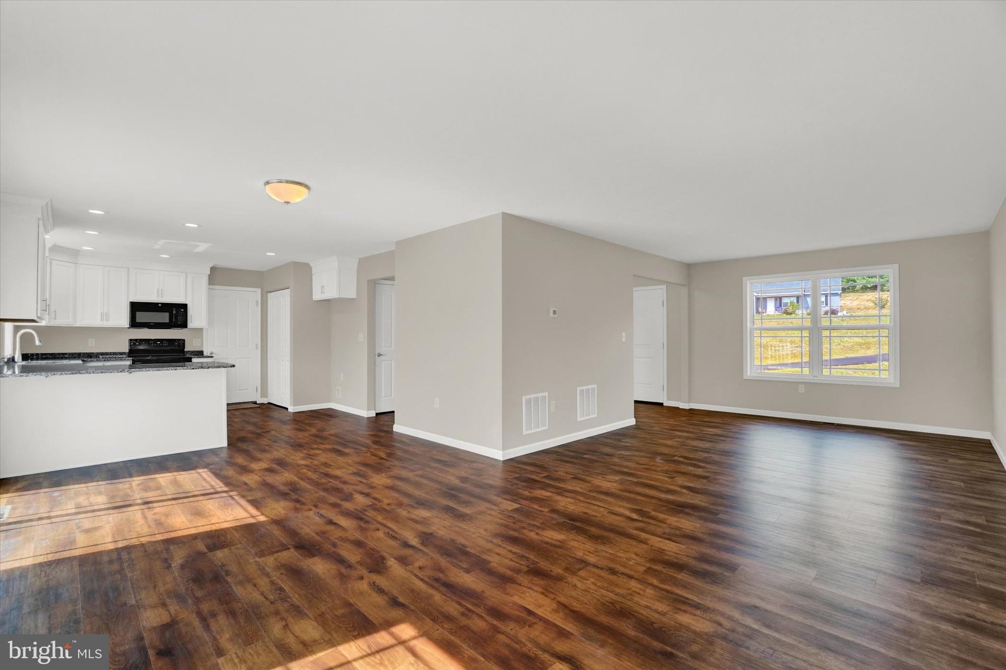 325 BARCLAY DRIVE
