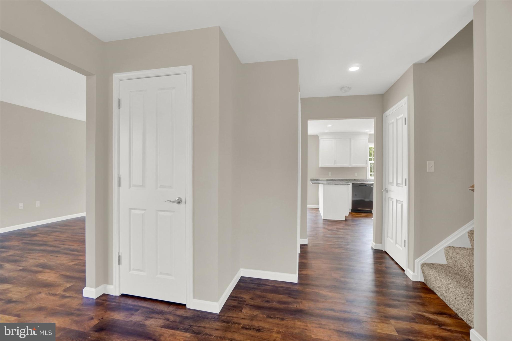 325 BARCLAY DRIVE