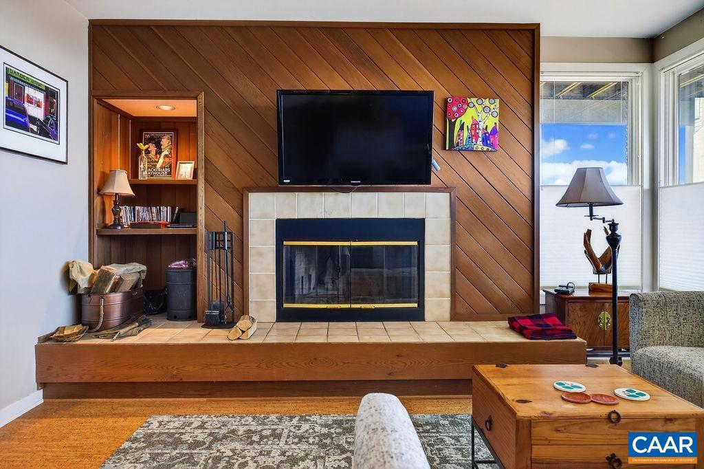 1710 HIGH RIDGE CONDOS