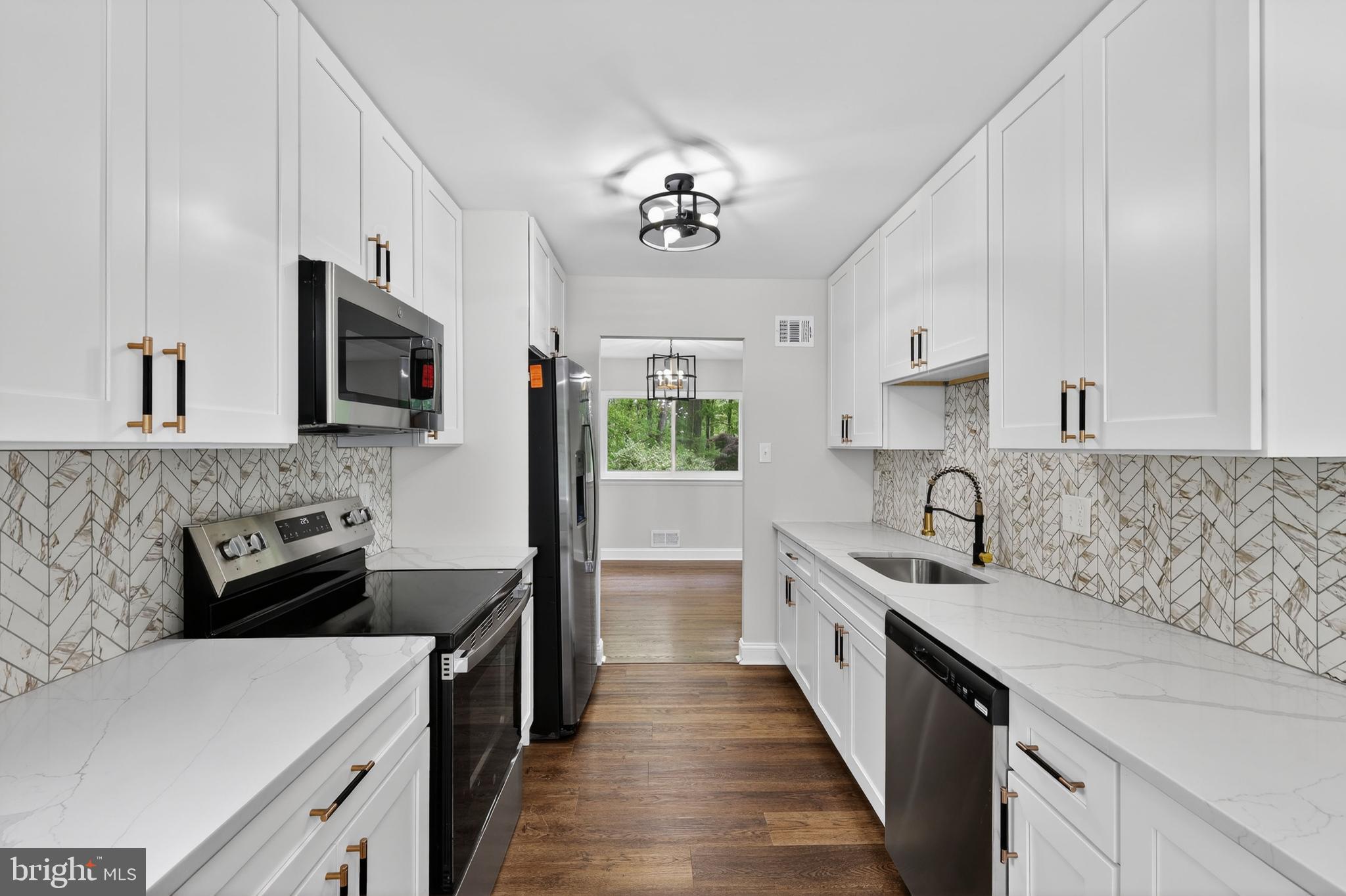 WEST END PARK - Residential