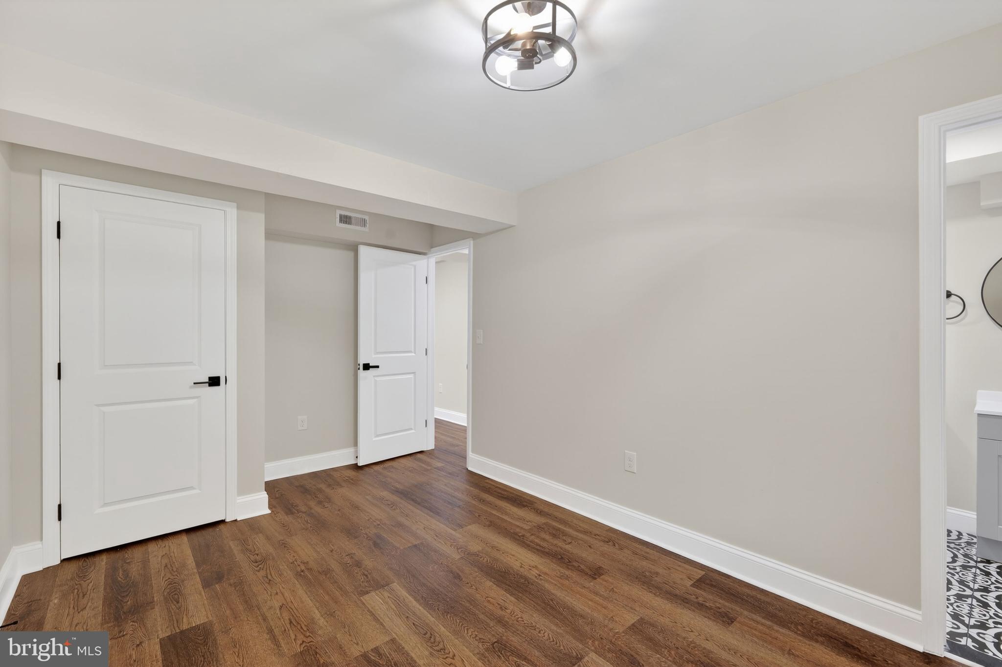 WEST END PARK - Residential