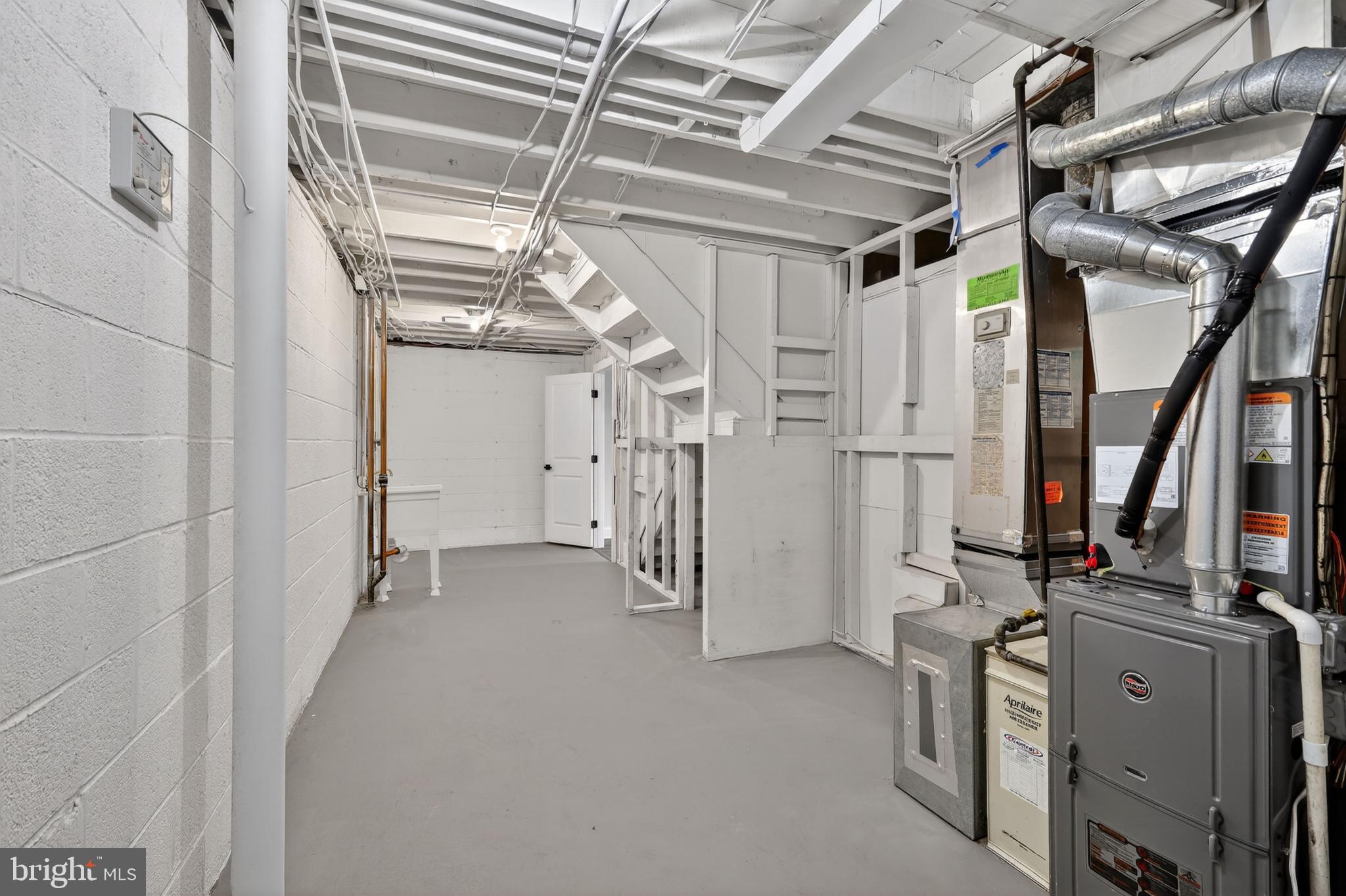 WEST END PARK - Residential