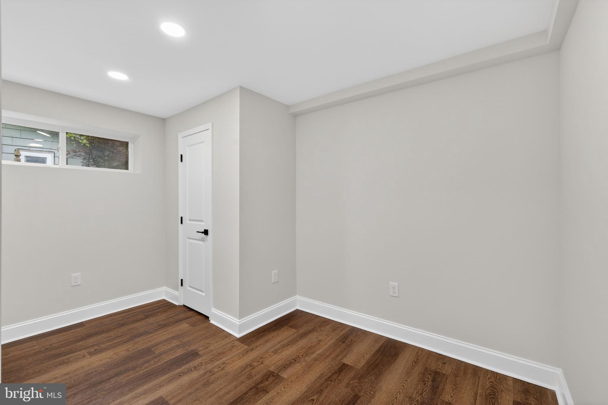 WEST END PARK - Residential