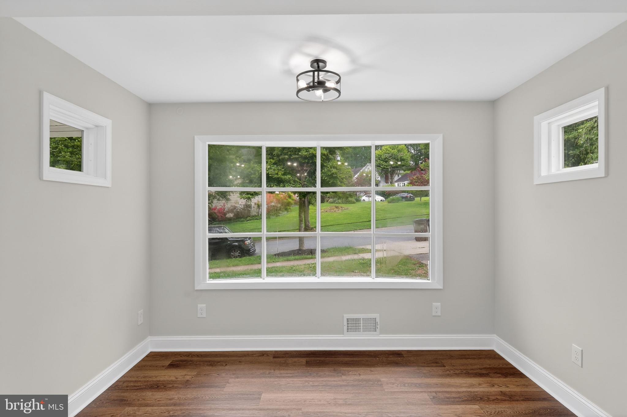 WEST END PARK - Residential