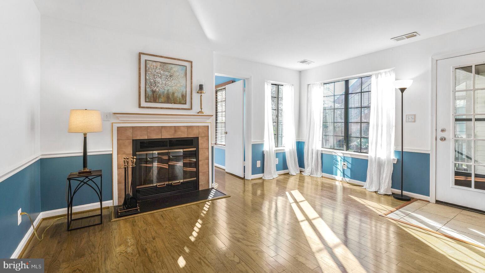 TIERS OF MANCHESTER LAKES - Residential