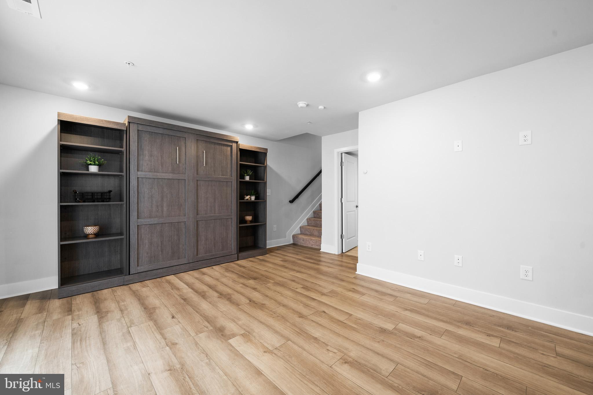 THE WOODS AT MYRTLE POINT - Residential