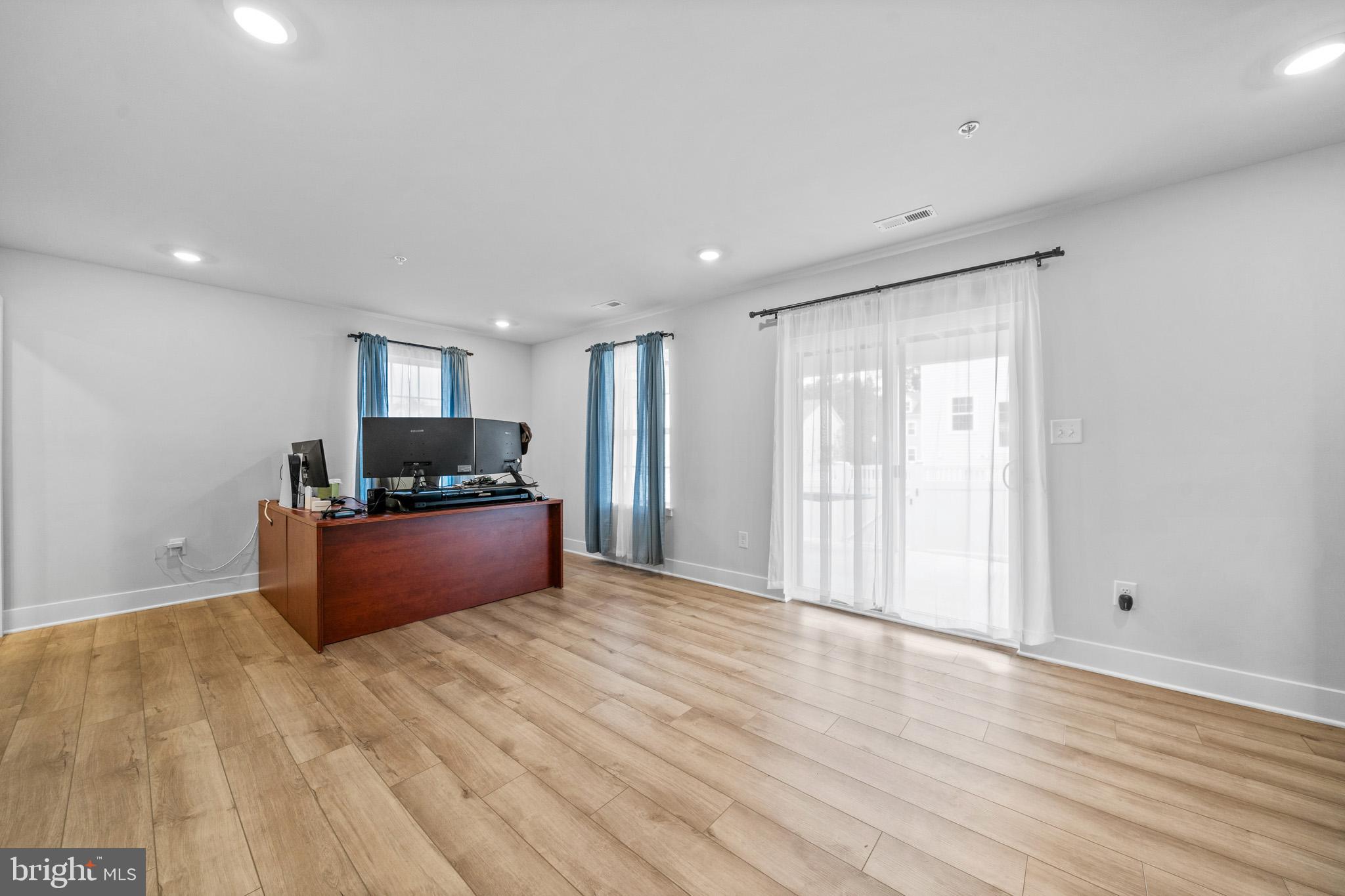 THE WOODS AT MYRTLE POINT - Residential