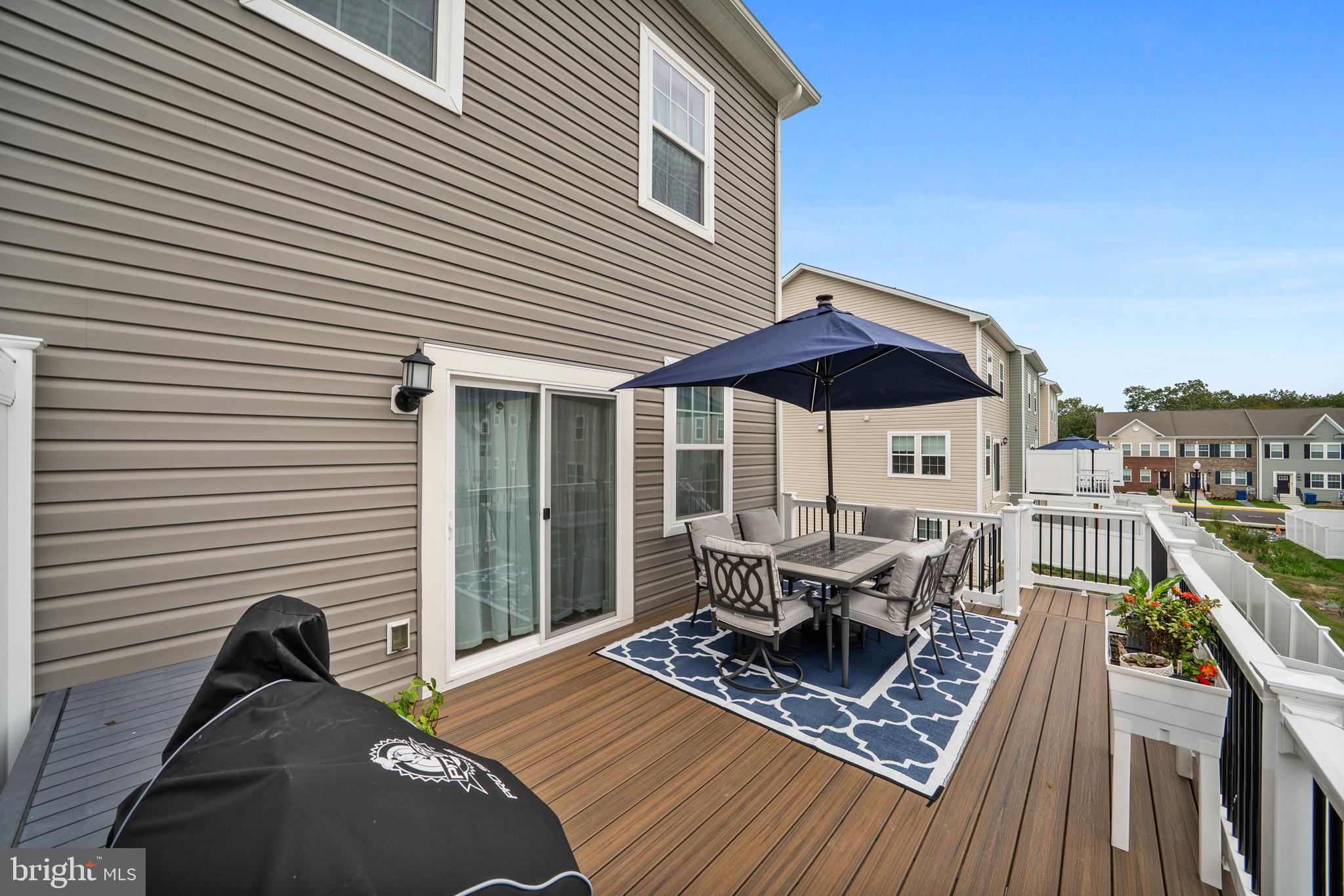 THE WOODS AT MYRTLE POINT - Residential