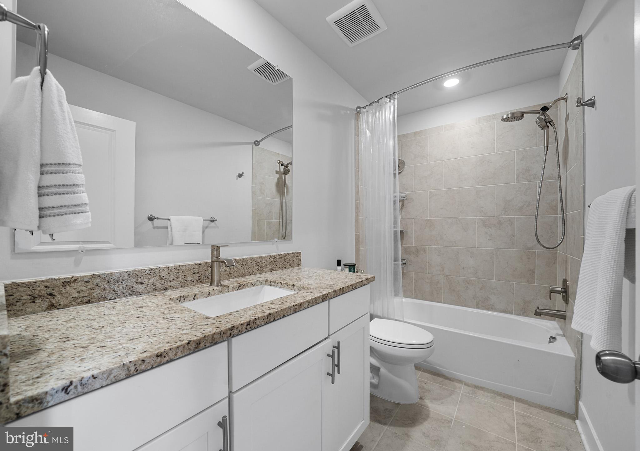 THE WOODS AT MYRTLE POINT - Residential