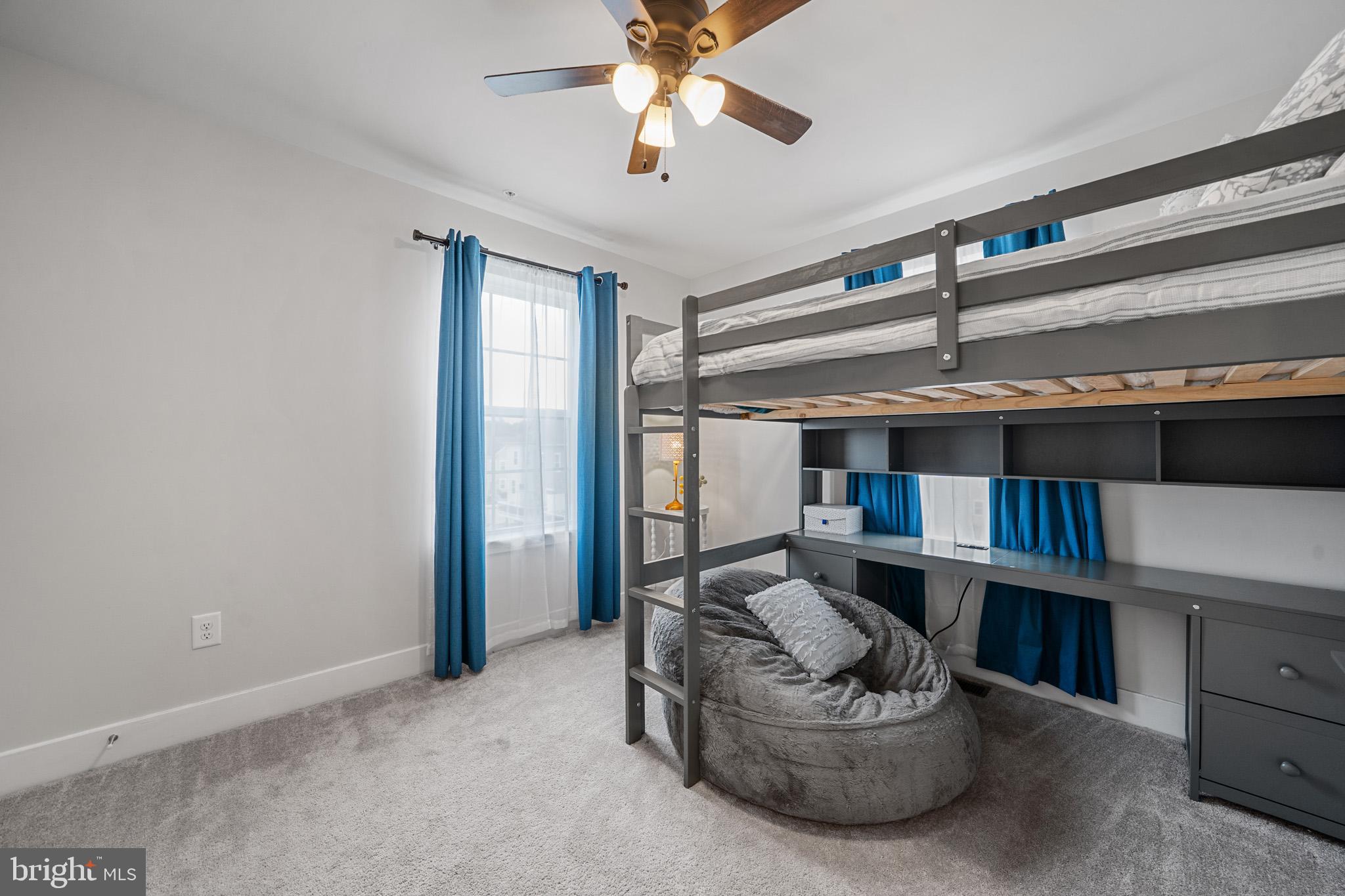 THE WOODS AT MYRTLE POINT - Residential