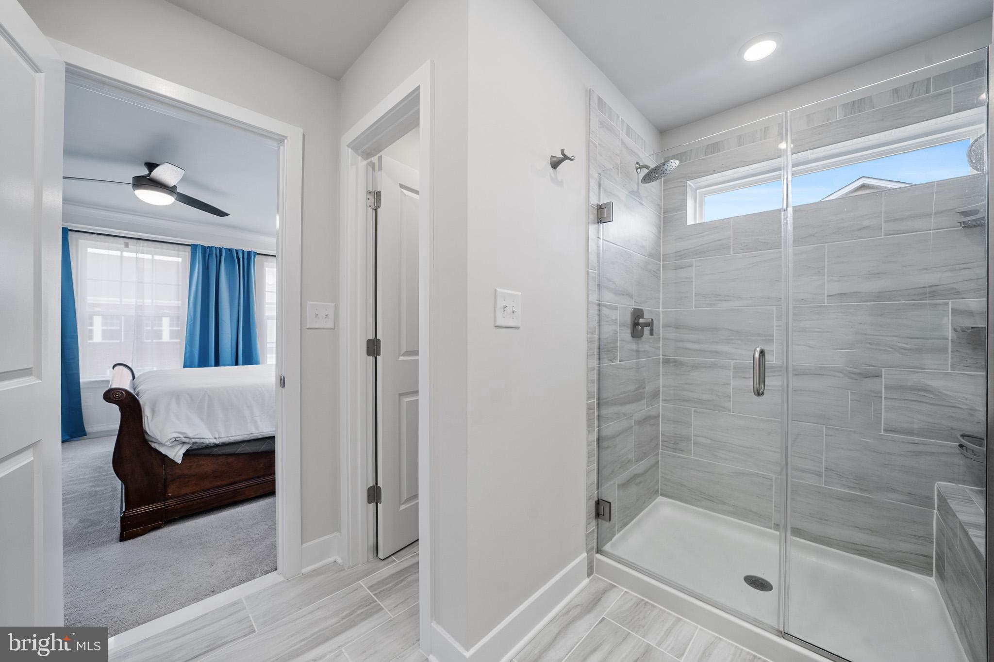 THE WOODS AT MYRTLE POINT - Residential