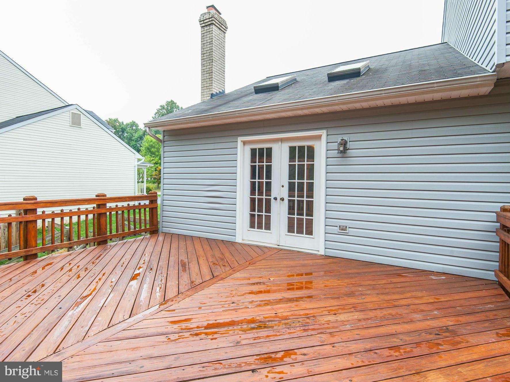 ENVIRONS - Residential