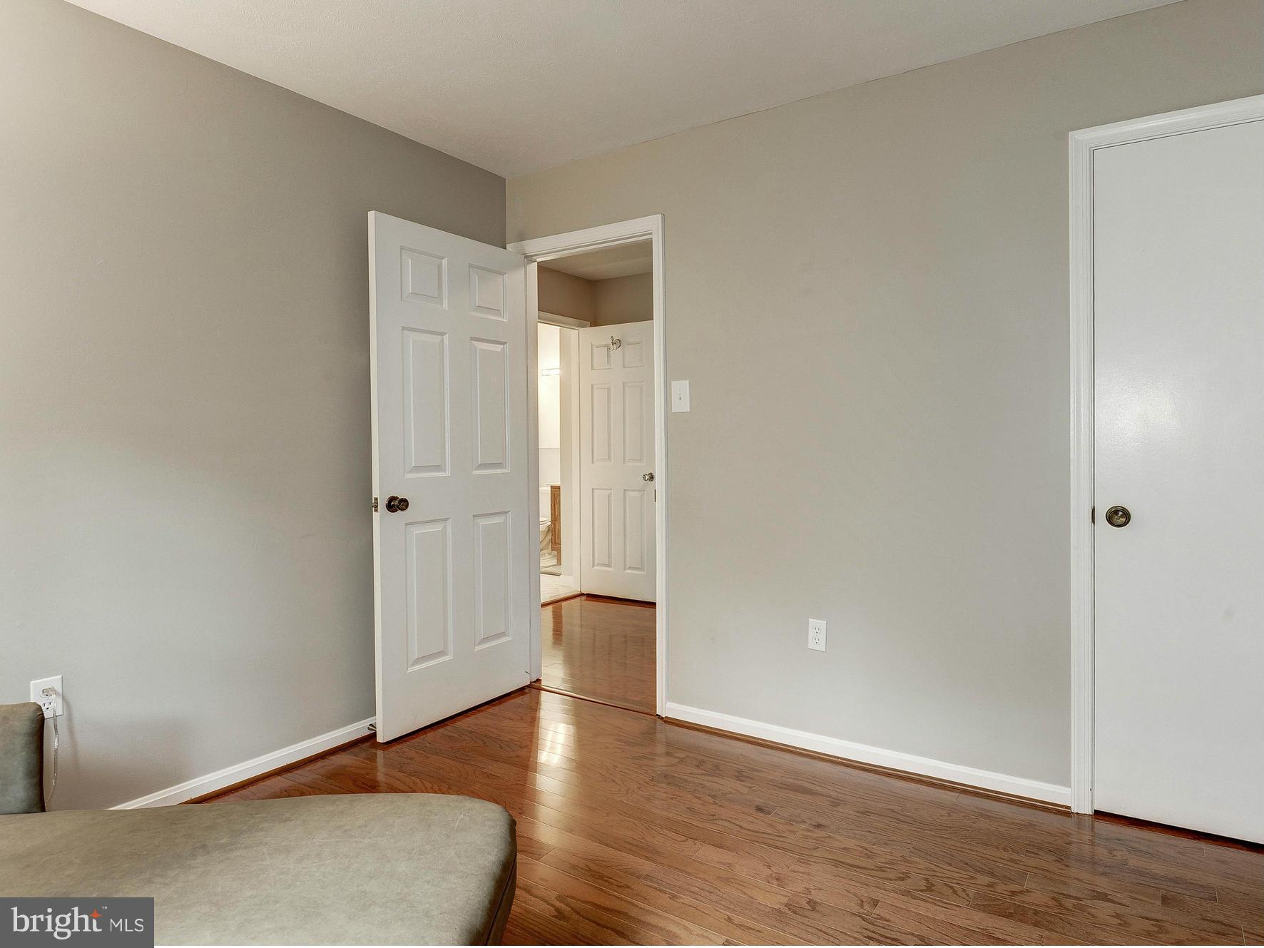 ENVIRONS - Residential