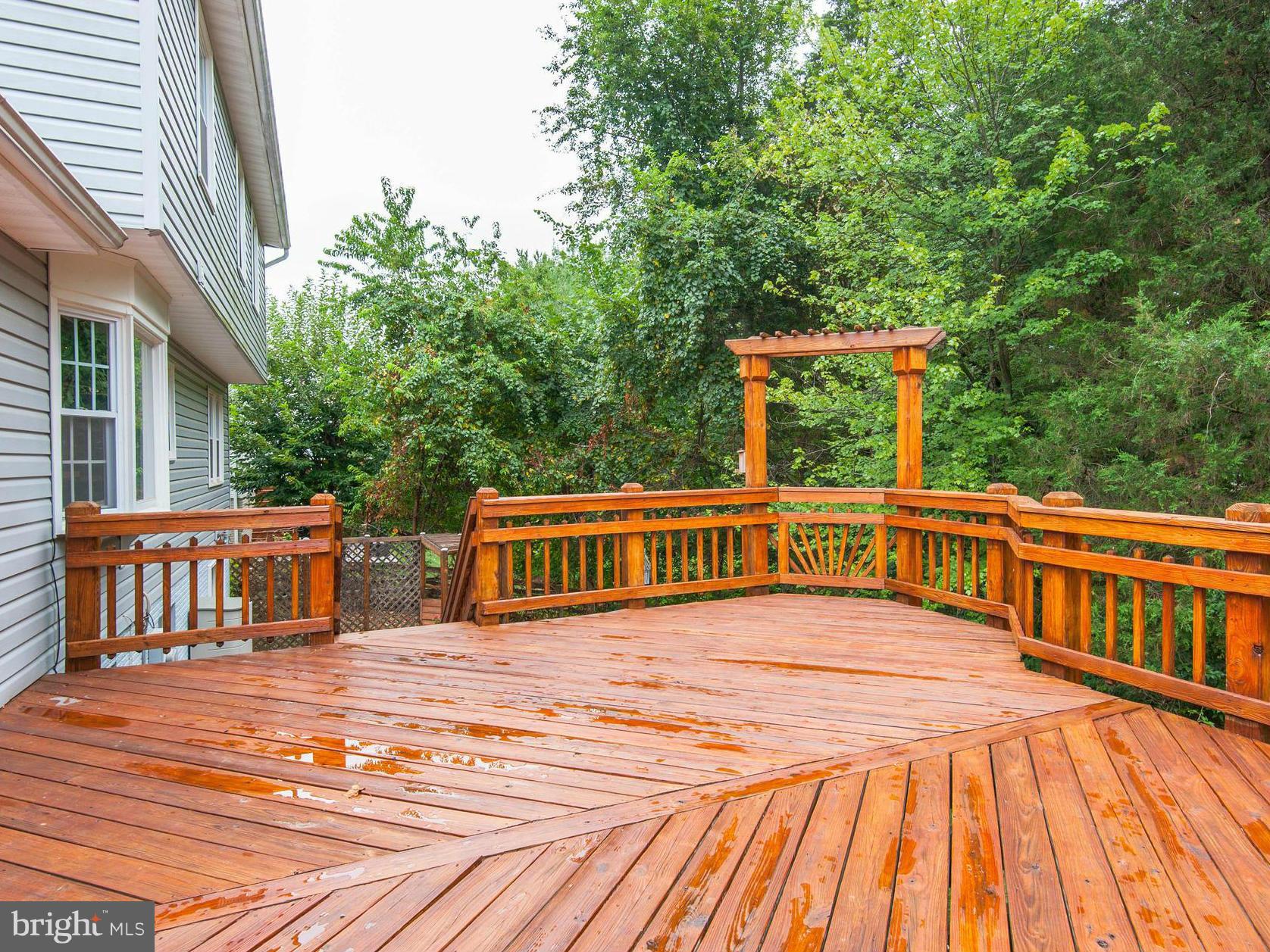 ENVIRONS - Residential