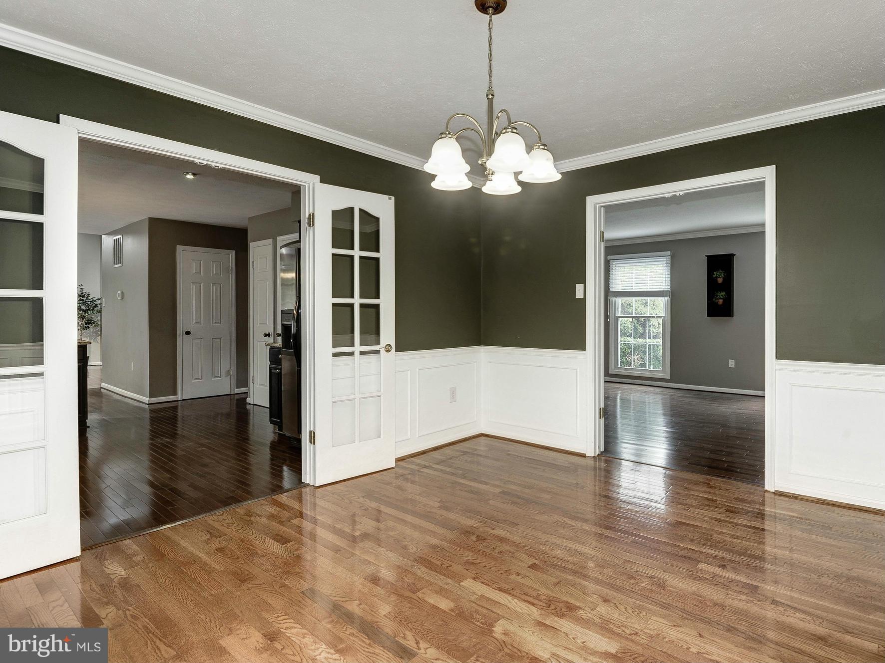 ENVIRONS - Residential