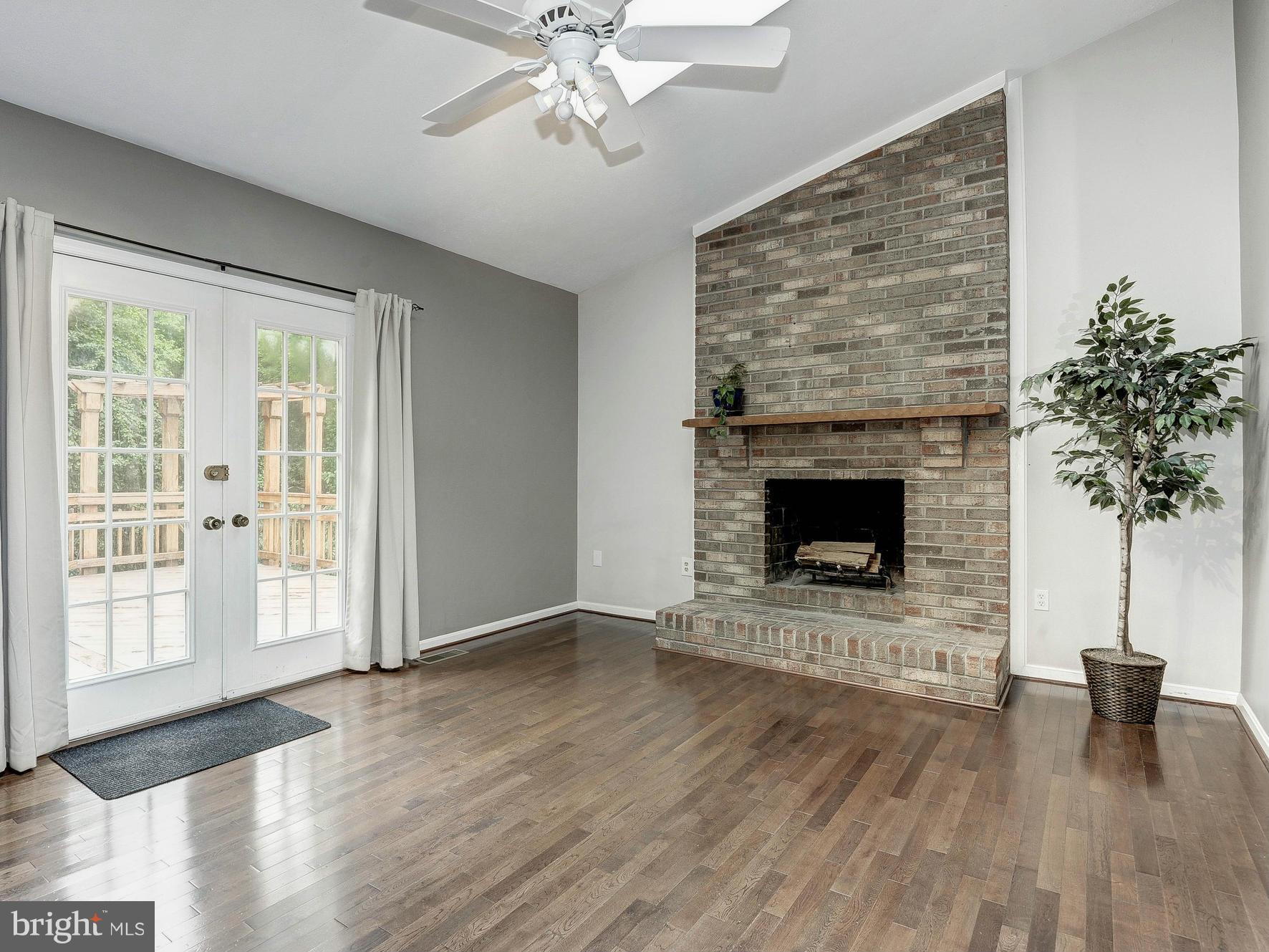 ENVIRONS - Residential