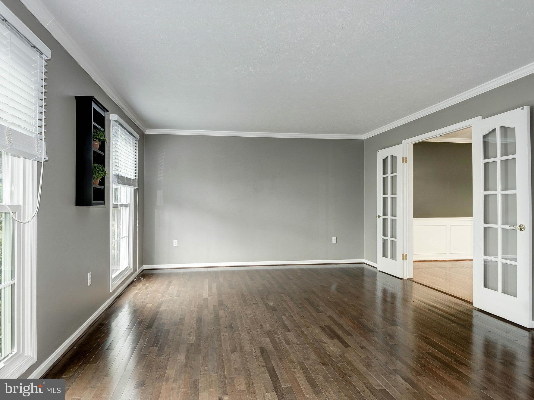 ENVIRONS - Residential