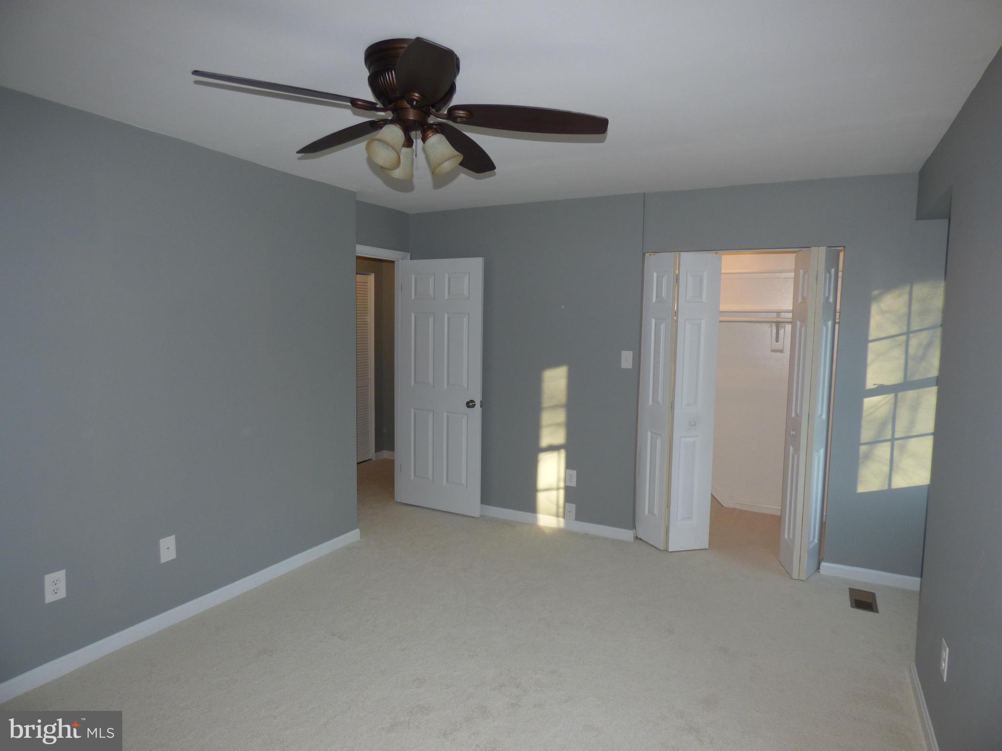 DIAMOND FARMS - Residential