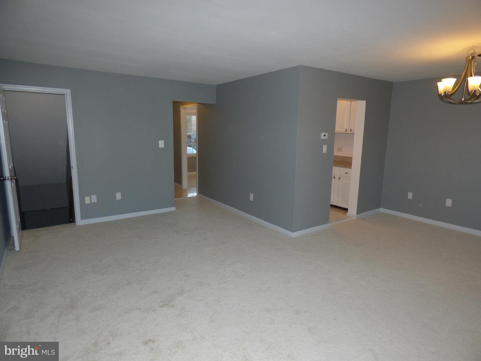 DIAMOND FARMS - Residential