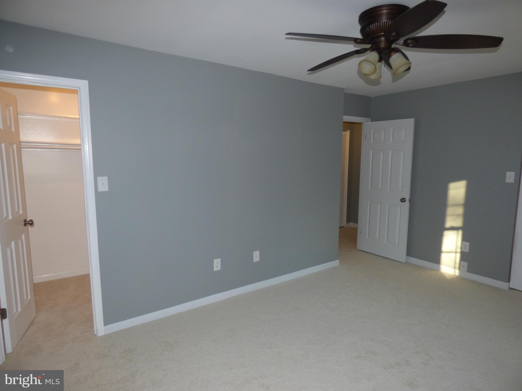 DIAMOND FARMS - Residential