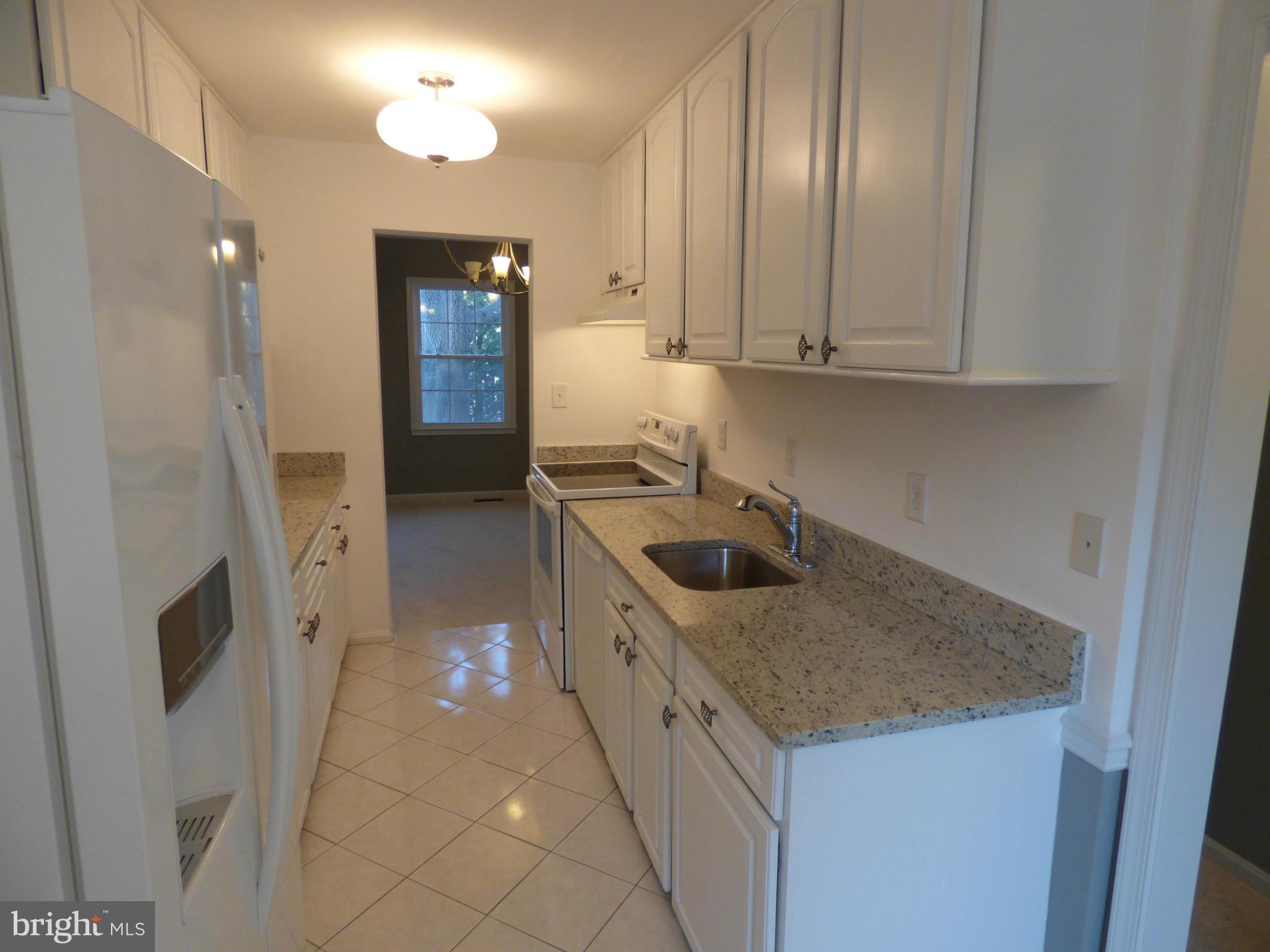 DIAMOND FARMS - Residential