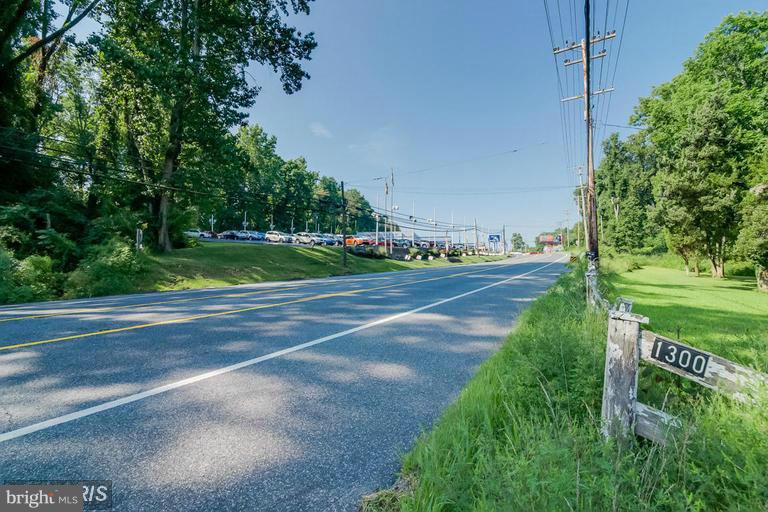 Physical characteristics allow for a variety of uses.The location is in the epi-center of the heavily commercialized corridor between Fallston & the town of Bel Air with good visibility from the street make the site ideal for retail uses,particularly those requiring a considerable amount of outside storage & 1,000 ft of prime road footage.Must close within 6 months of contract date,Comm-HR9831779