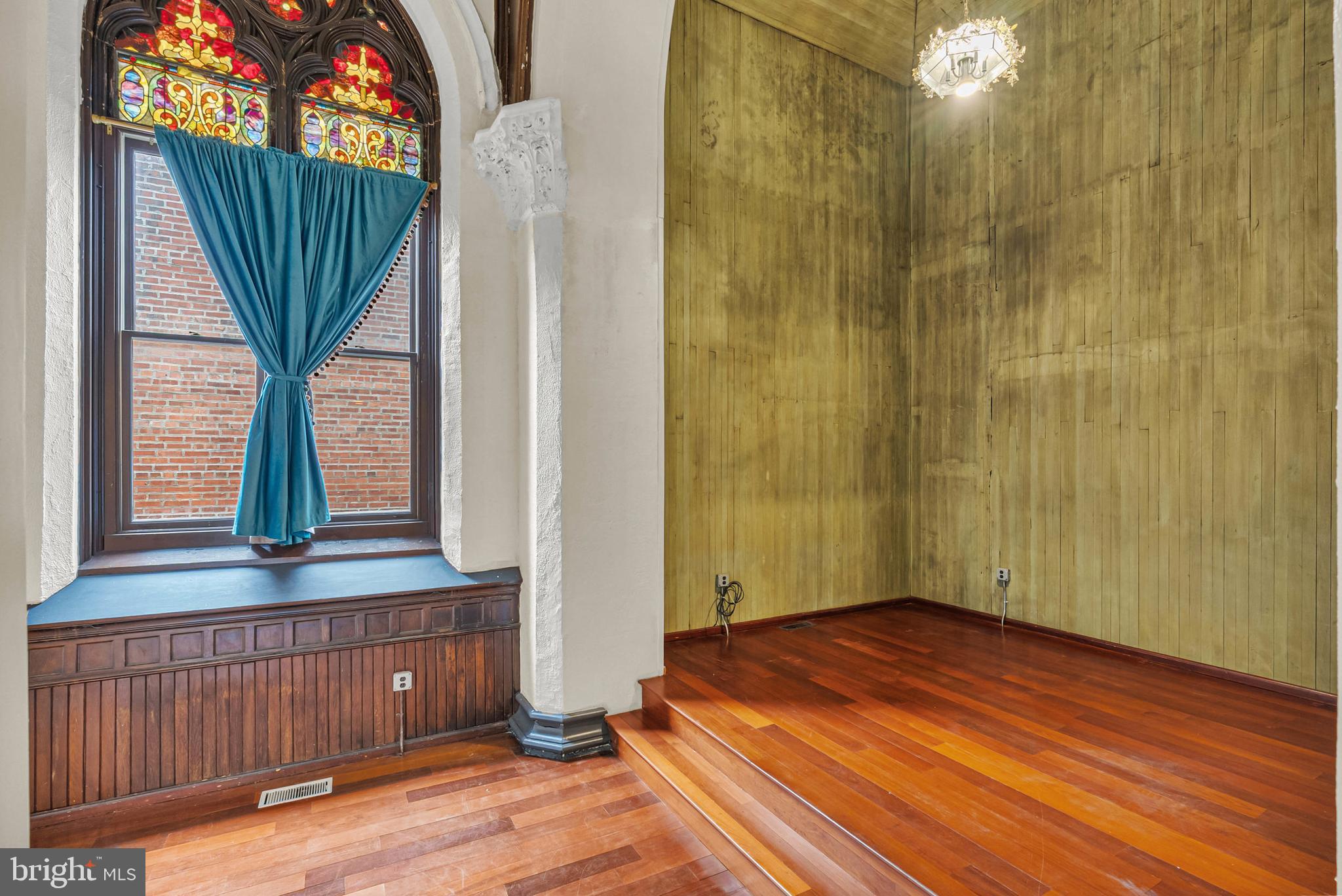 MANAYUNK - Residential Lease