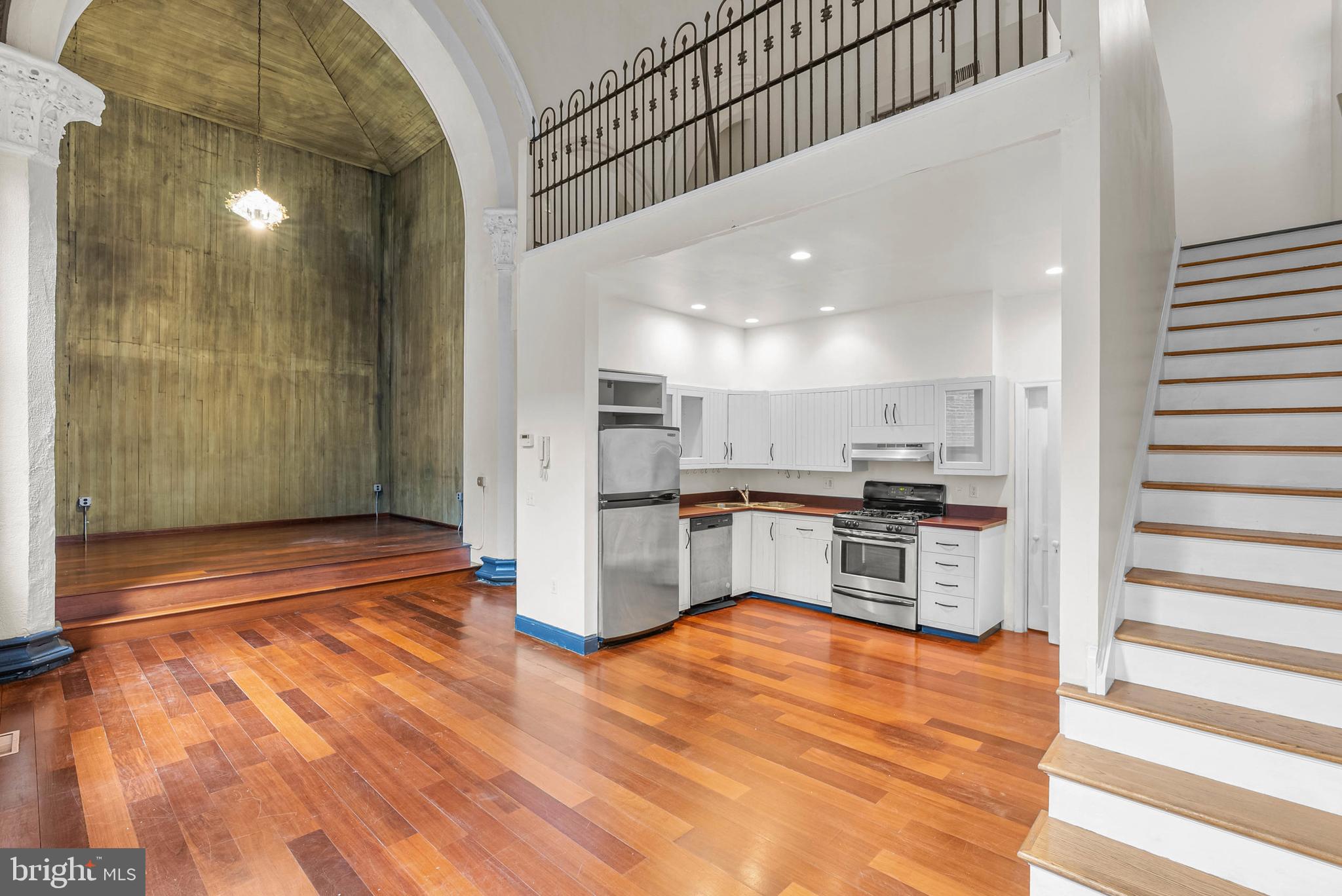 MANAYUNK - Residential Lease